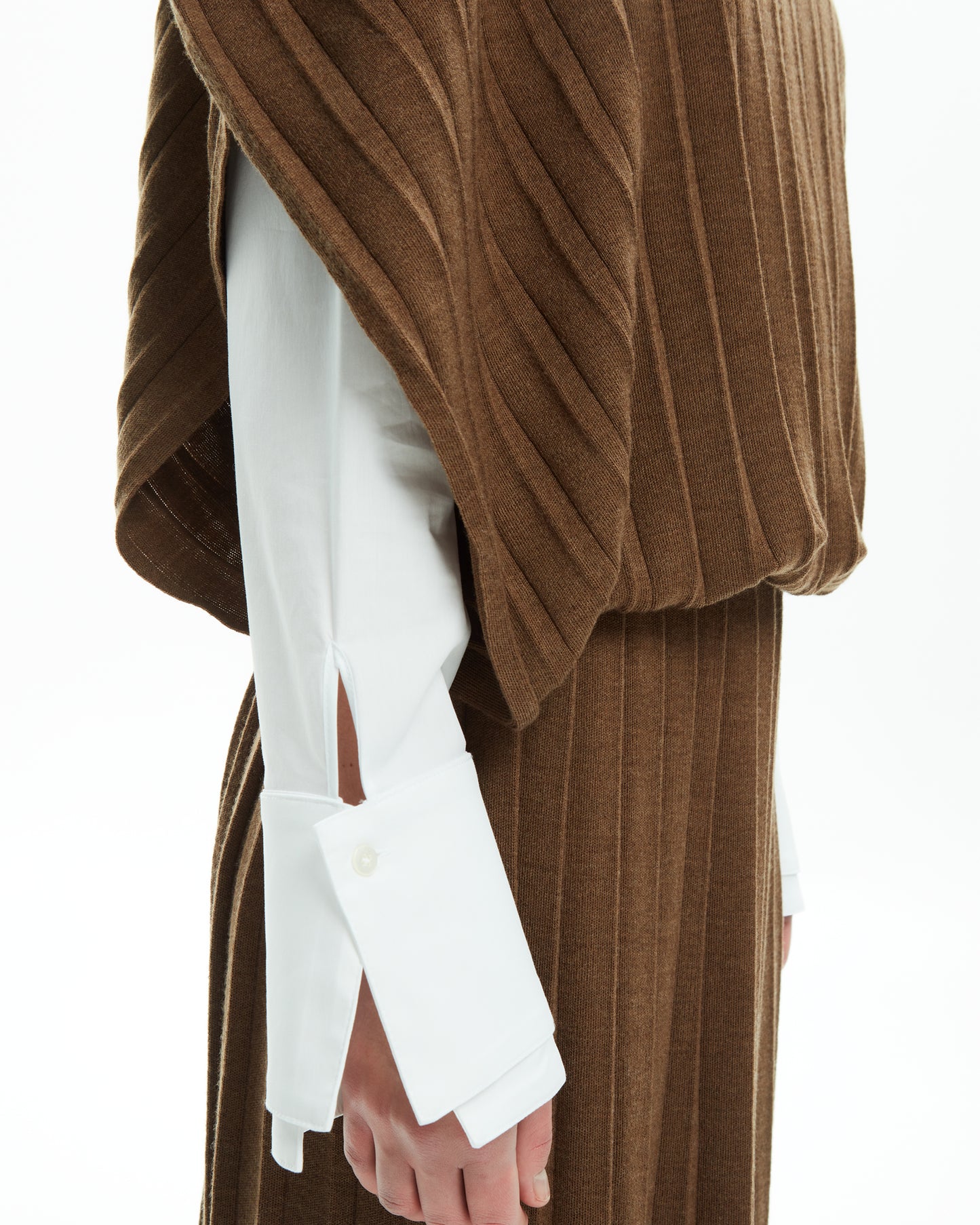 _MALLONI Poncho in maglia a coste MARRONE