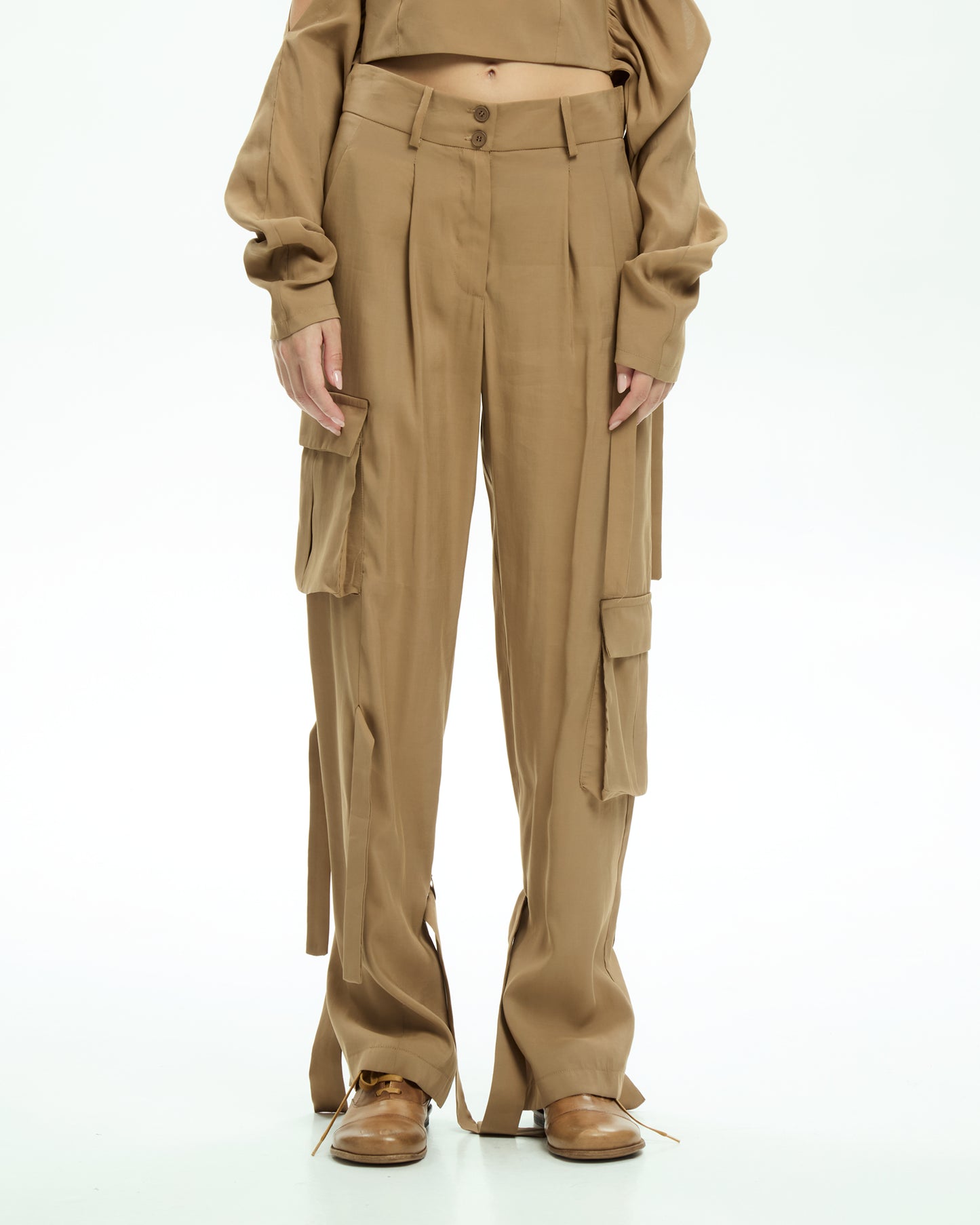 MLO Pantaloni cargo con tasche applicate BEIGE