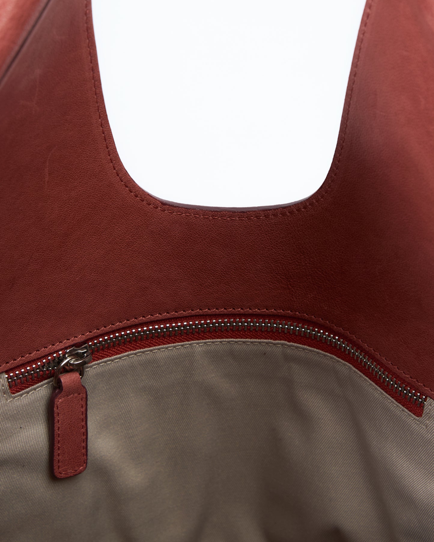 MLO Borsa a spalla dal design morbido MARRONE