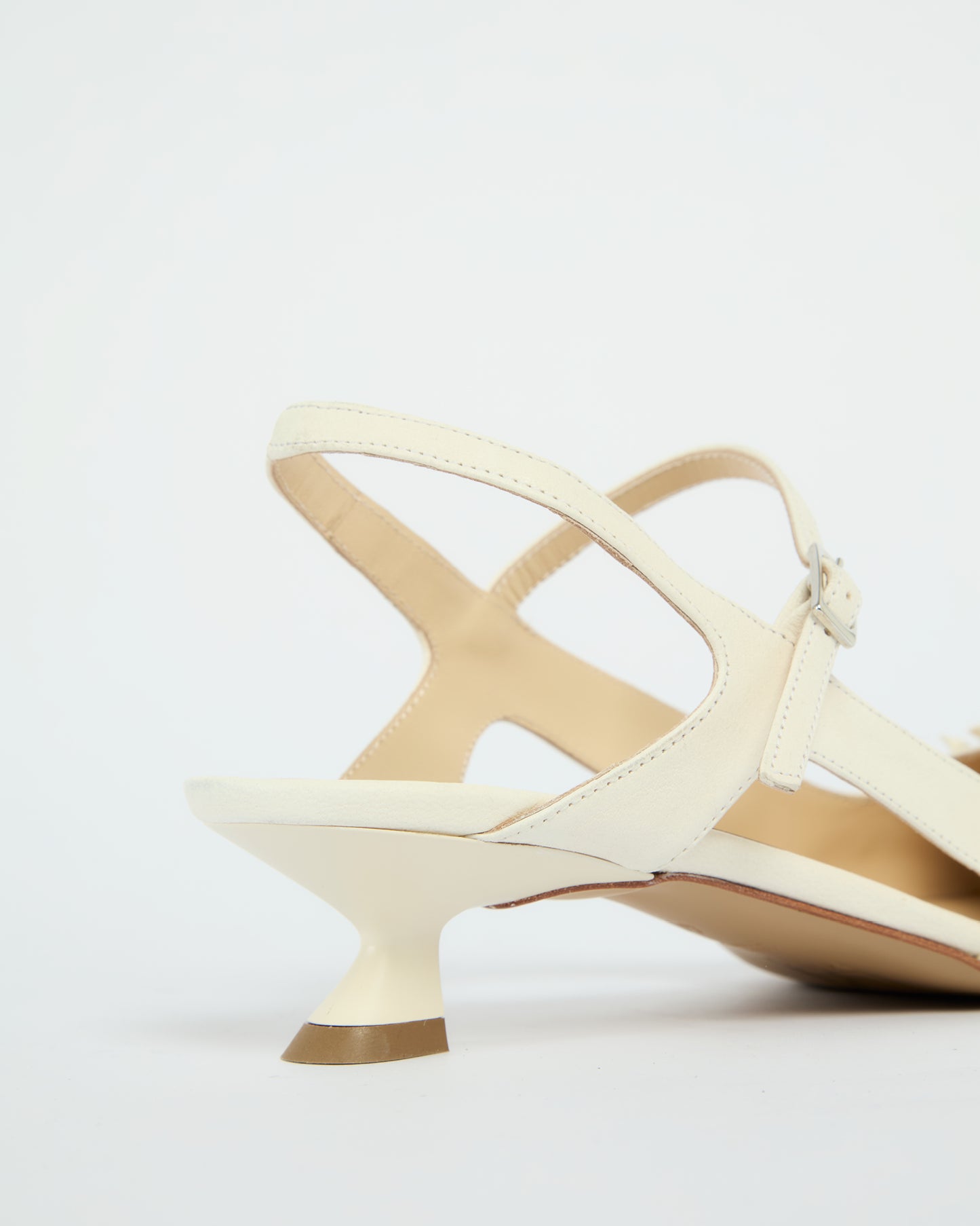 MLO Slingback con lavorazione intrecciata BIANCO