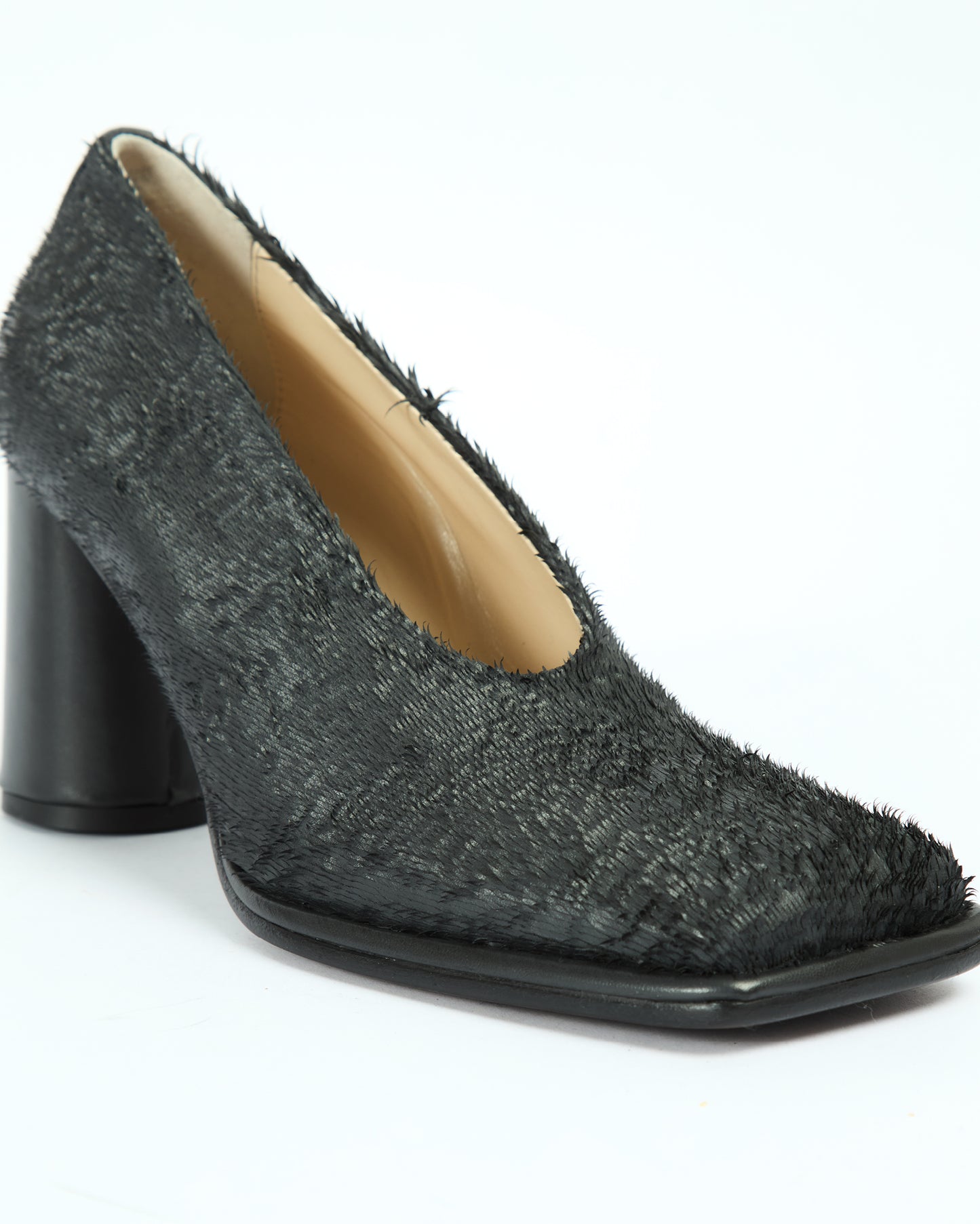 MLO Décolleté con texture materica NERO+NERO