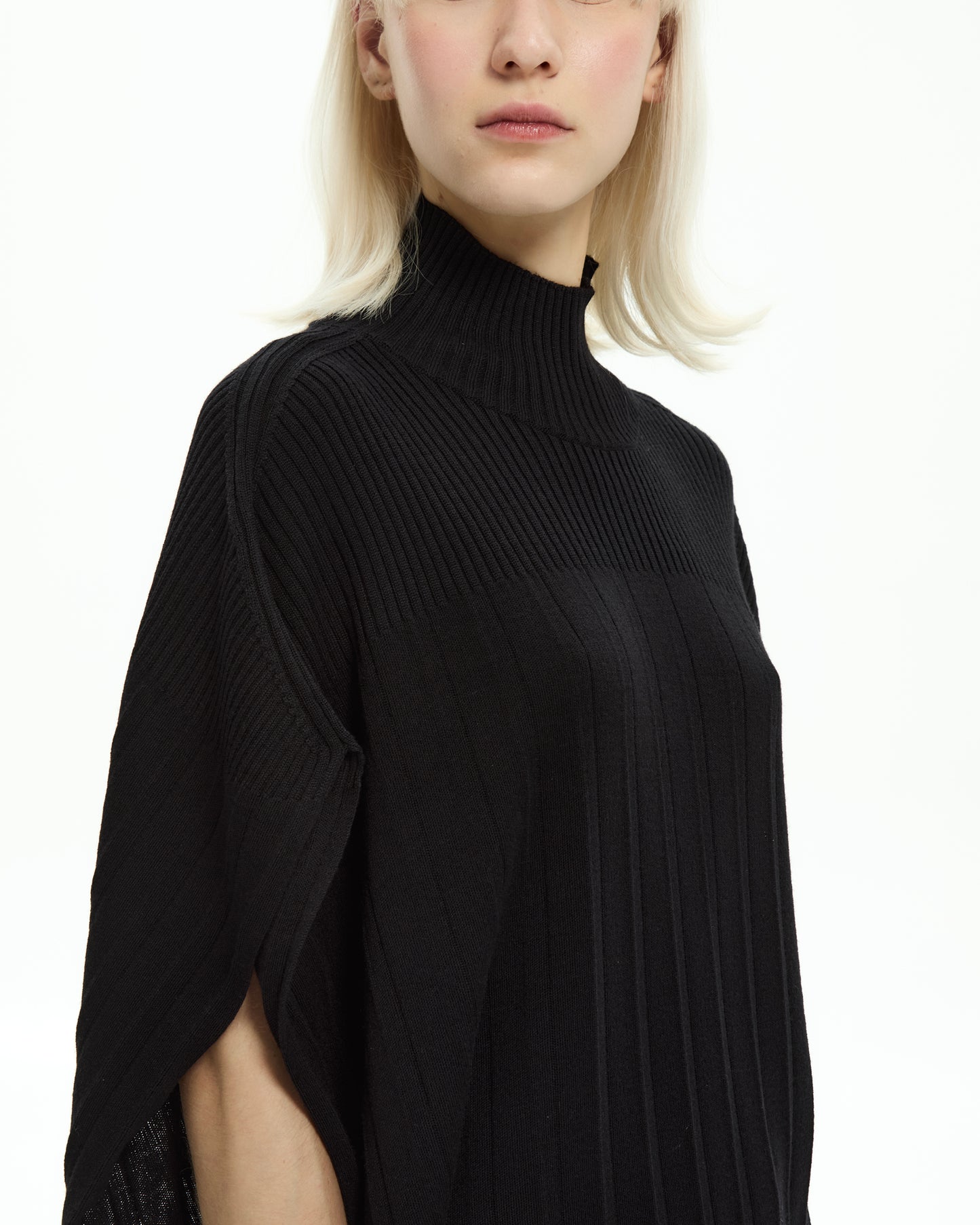 _MALLONI Poncho in maglia a coste NERO