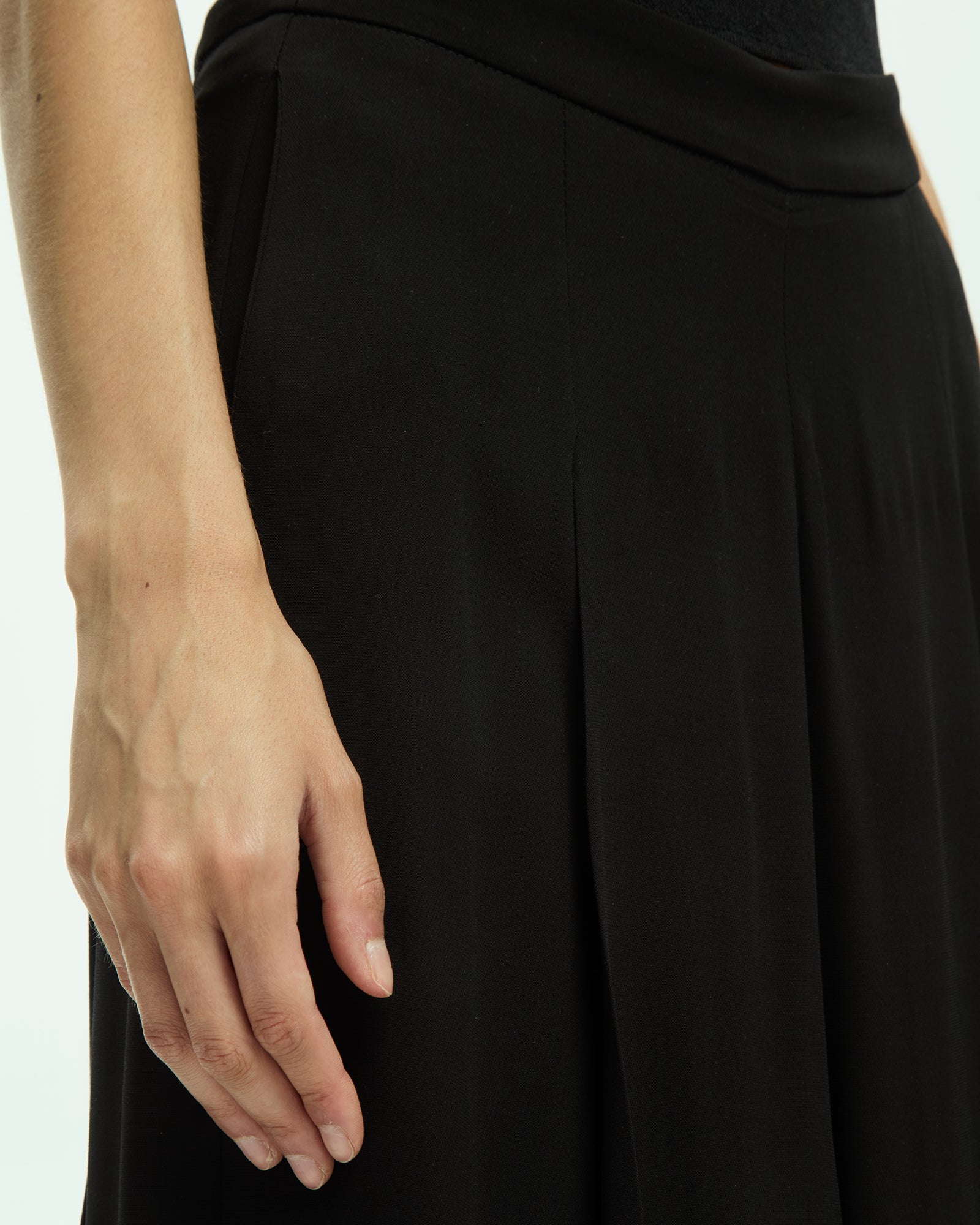_MALLONI Pantalone a gamba ampia con vita alta NERO