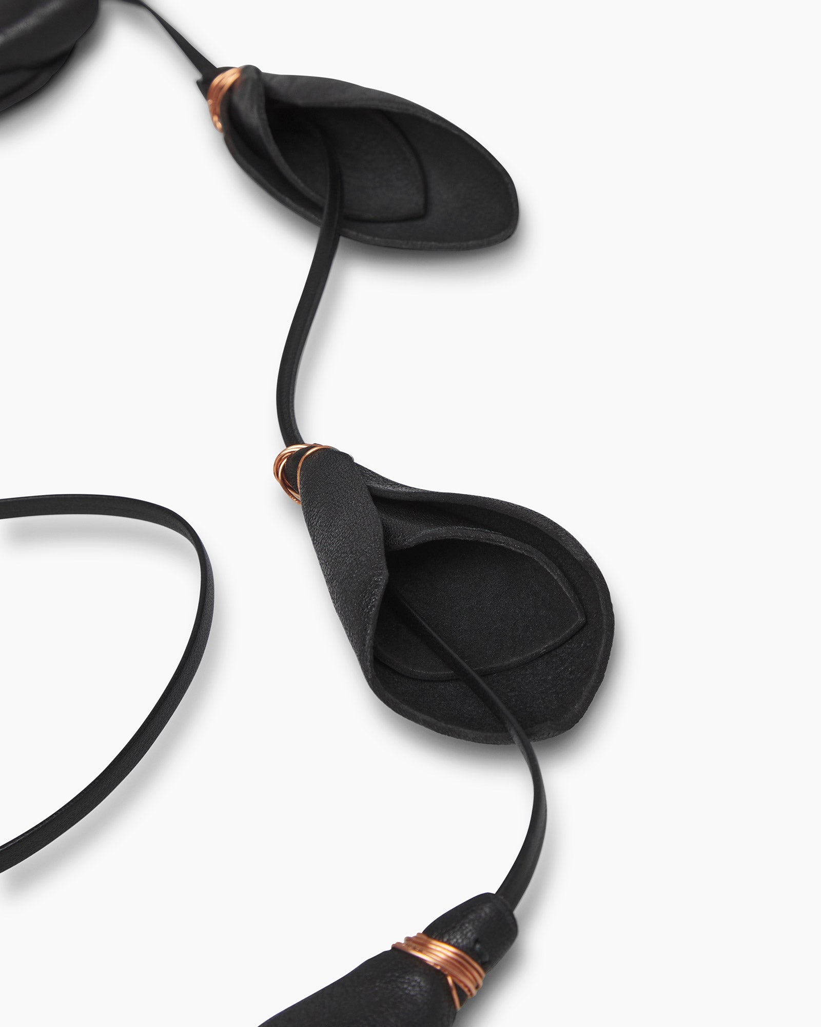 _MALLONI Collana in pelle NERO