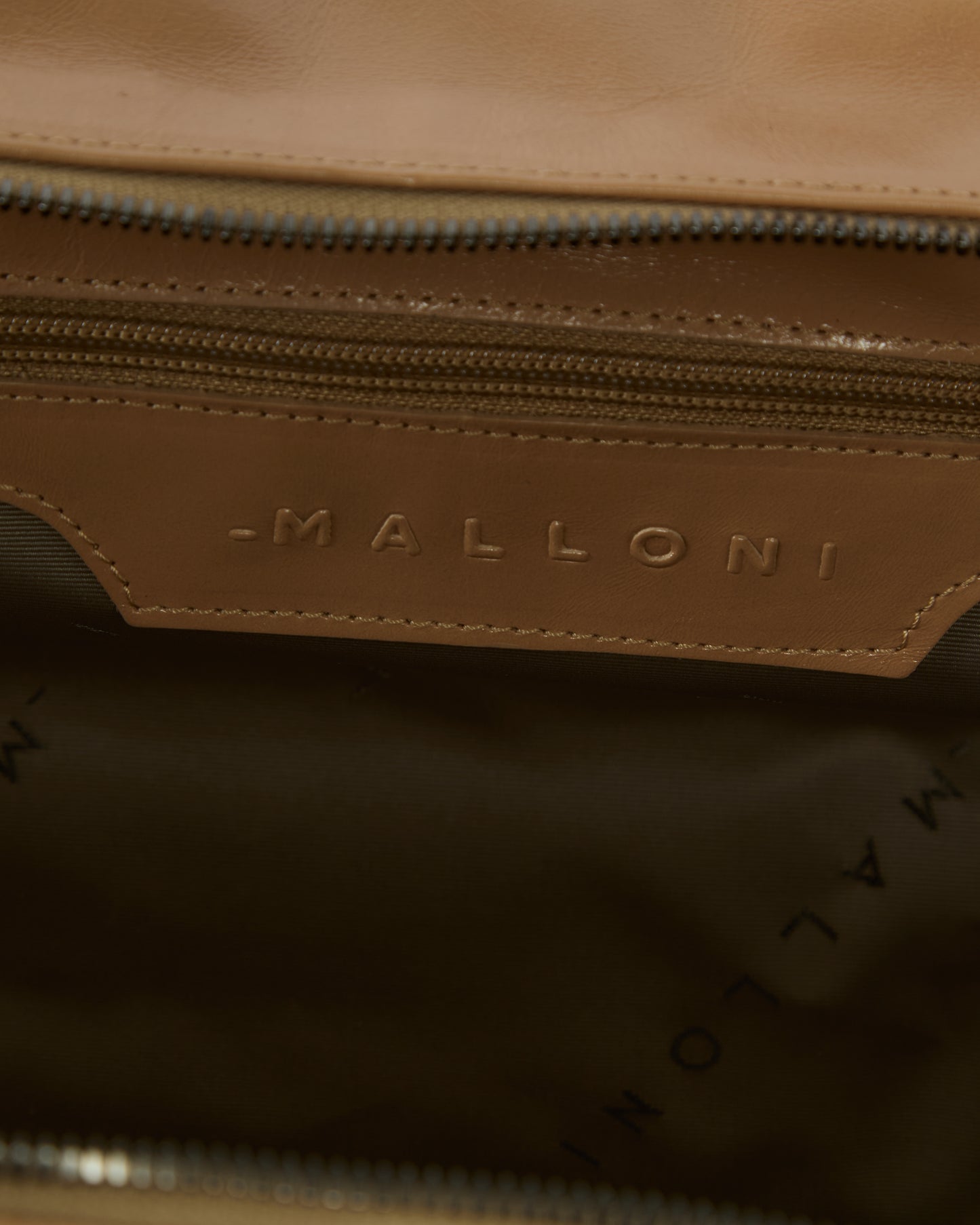 _MALLONI Borsa a spalla con pelle lucida CIPRIA