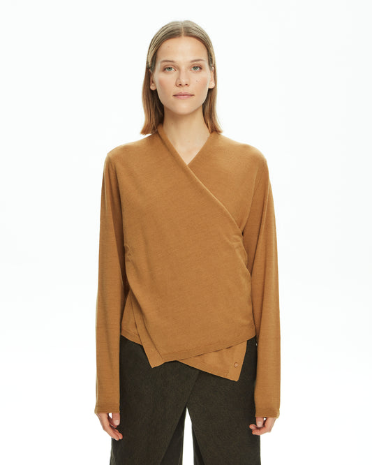 MLO Maglia con collo incrociato BEIGE