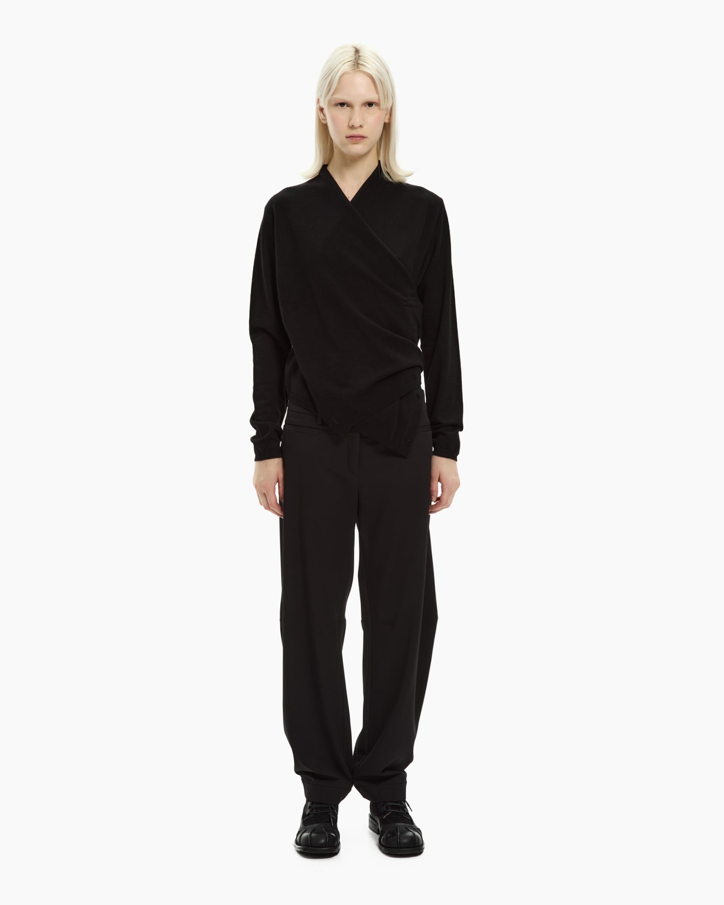 MLO Maglia con collo incrociato NERO