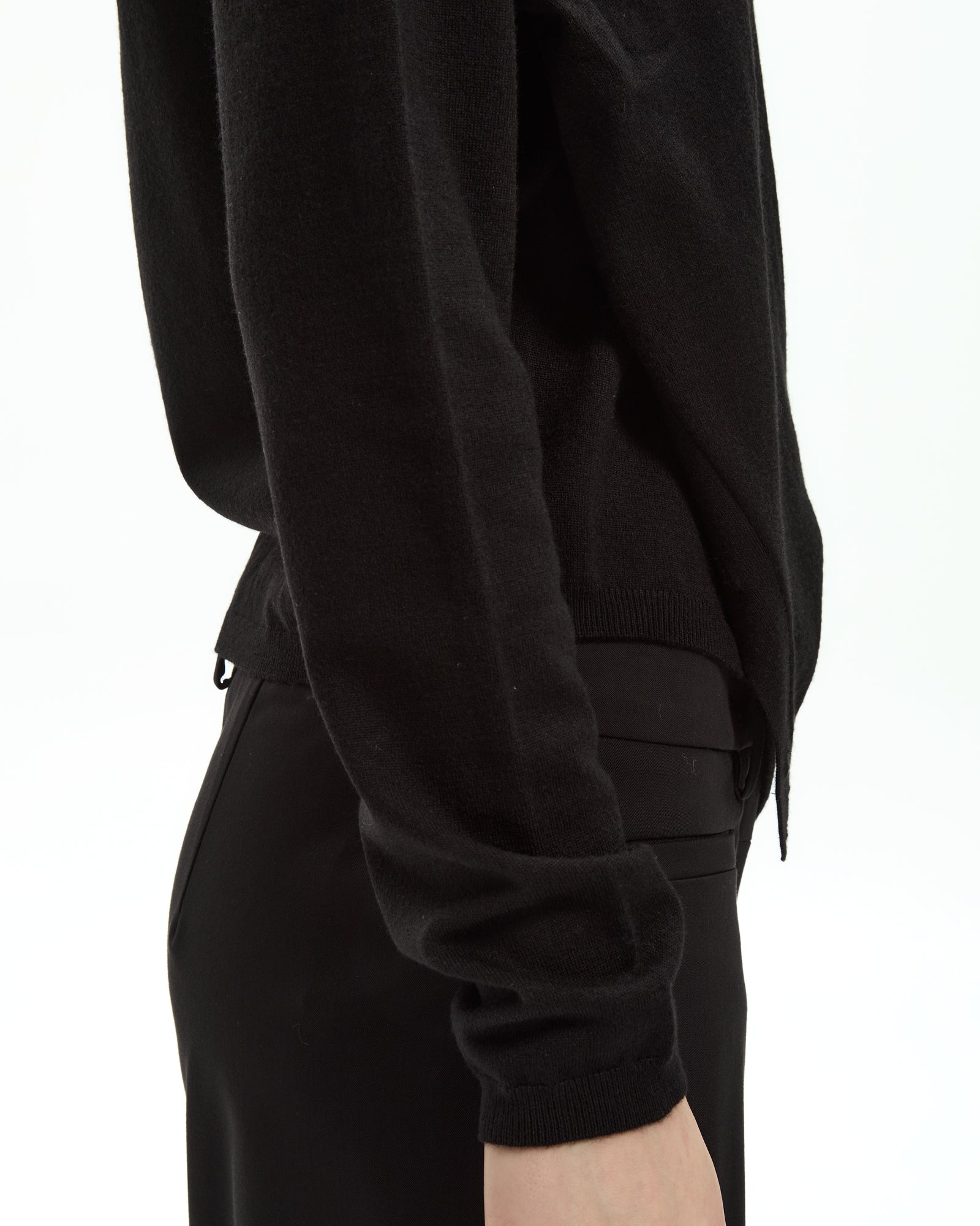 MLO Maglia con collo incrociato NERO
