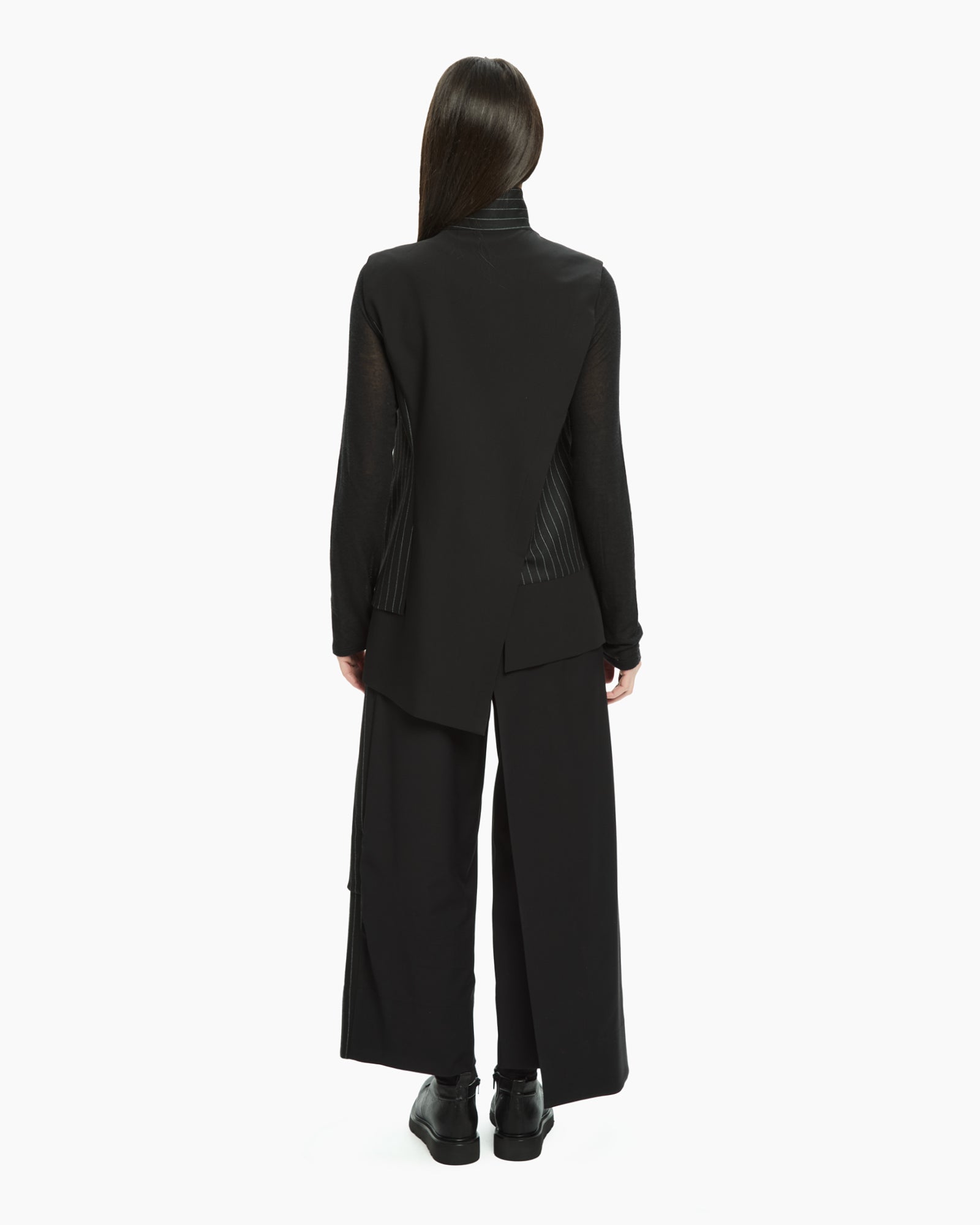 MLO Gilet asimmetrico NERO