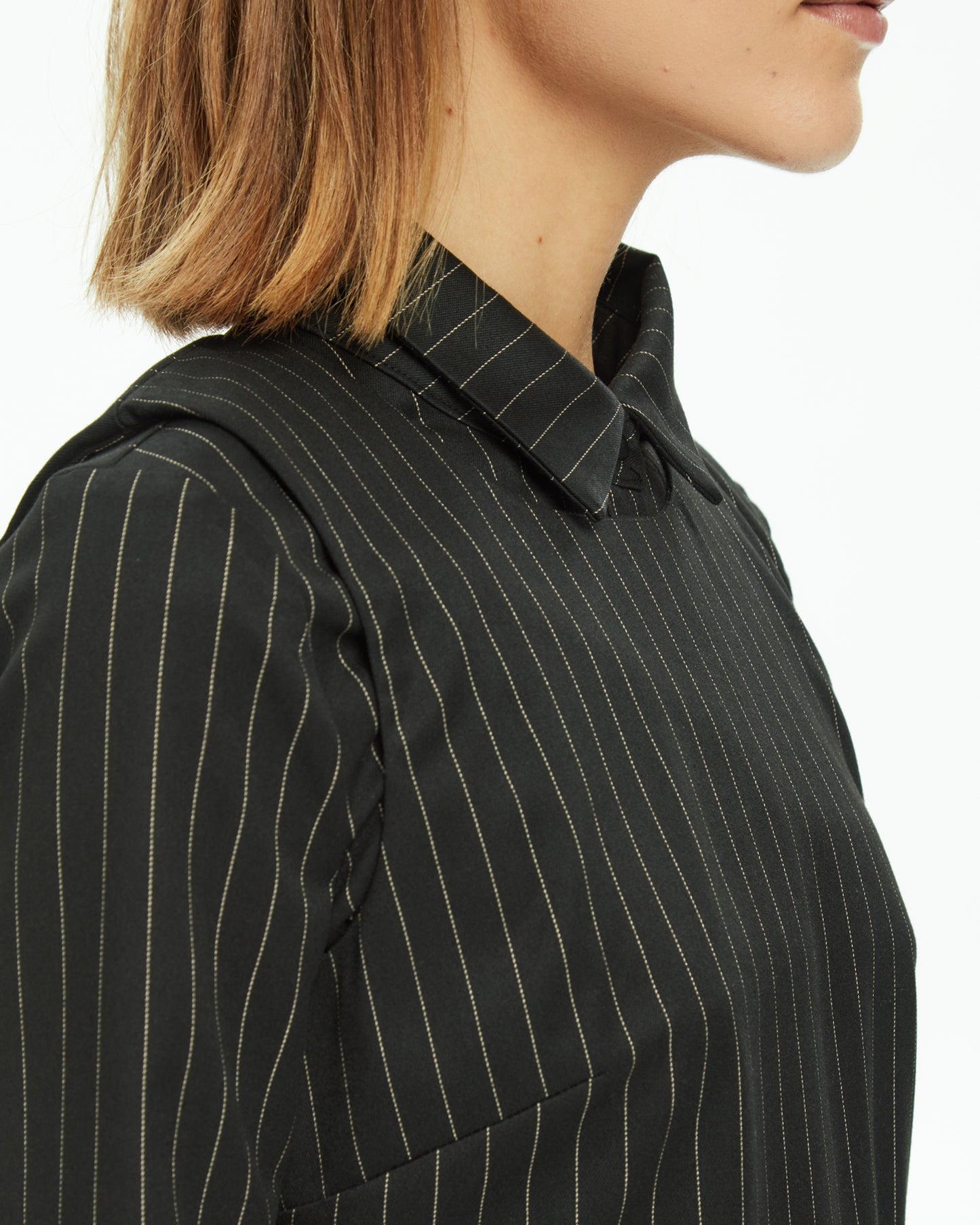 MLO Abito con fondo trasperente NERO