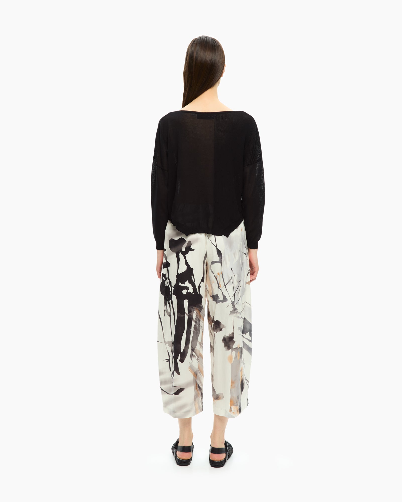 MLO Top con scollo ampio NERO