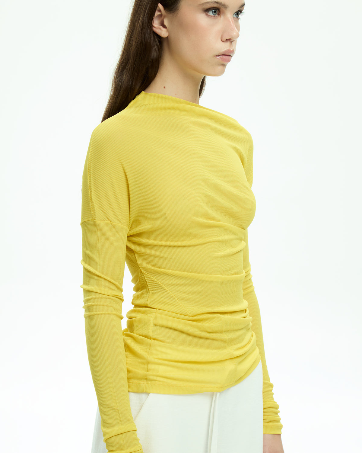 MLO Top con scollo ampio GIALLO