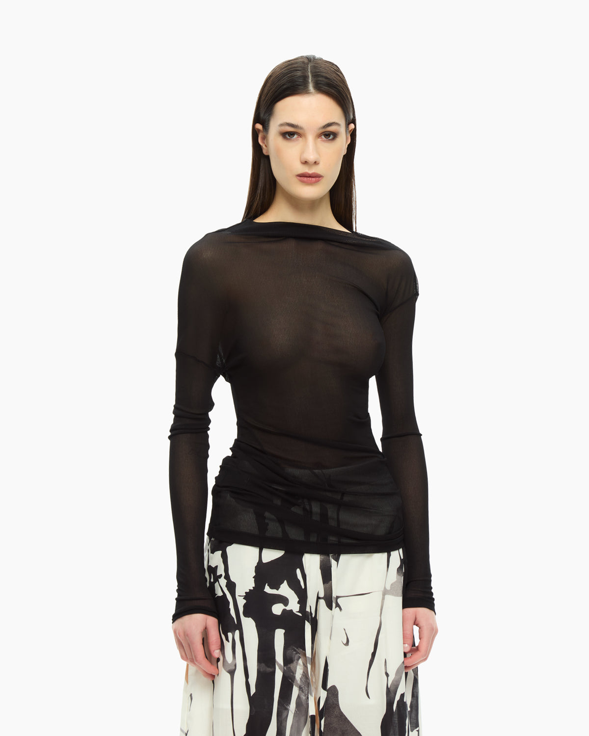 MLO Top con scollo ampio NERO