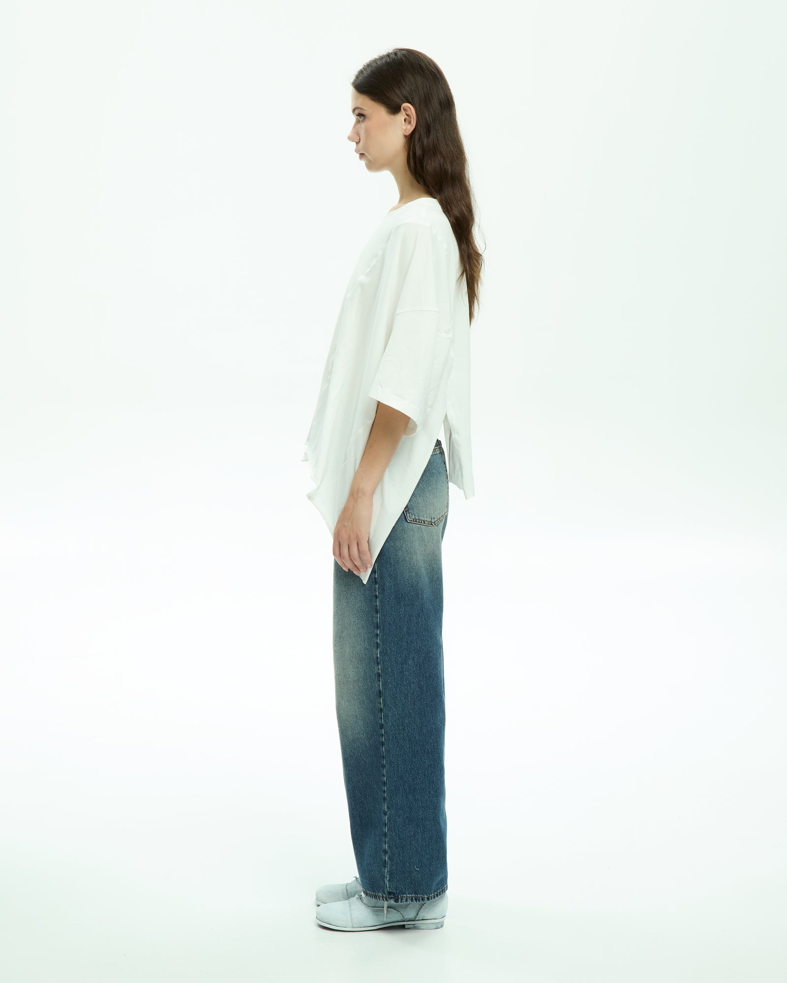 MLO Jersey asimmetrico con maniche corte BIANCO