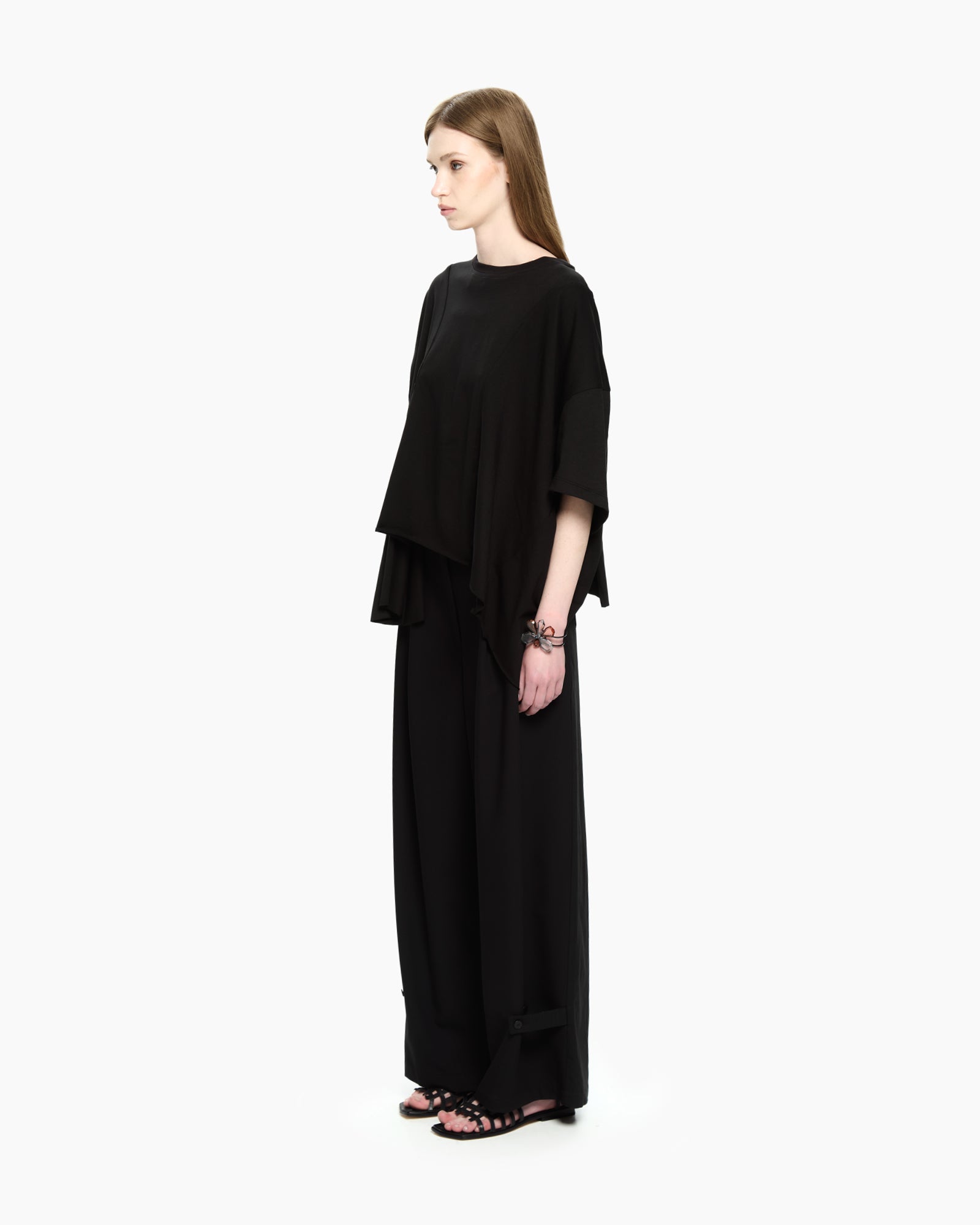 MLO Jersey asimmetrico con maniche corte NERO