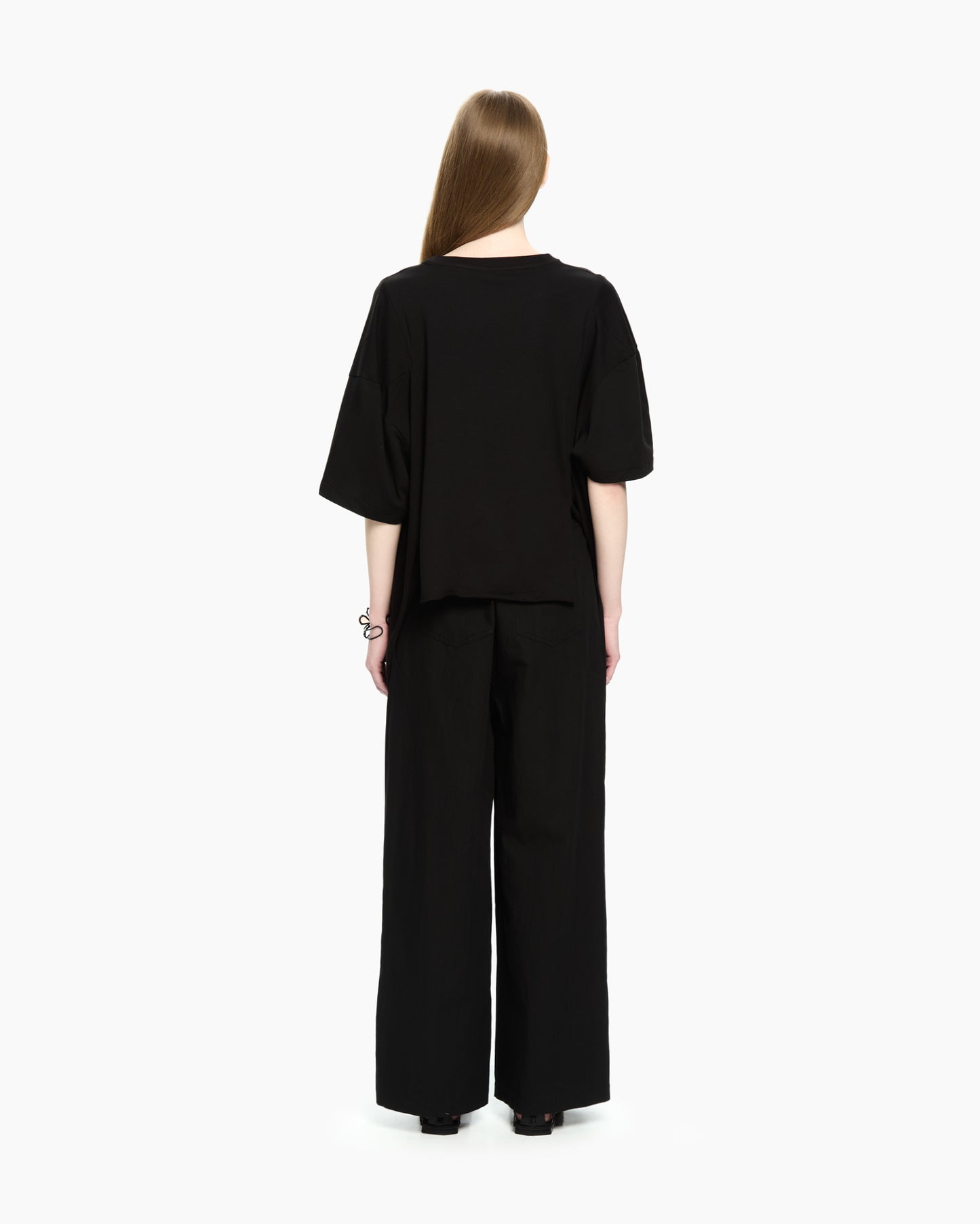 MLO Jersey asimmetrico con maniche corte NERO