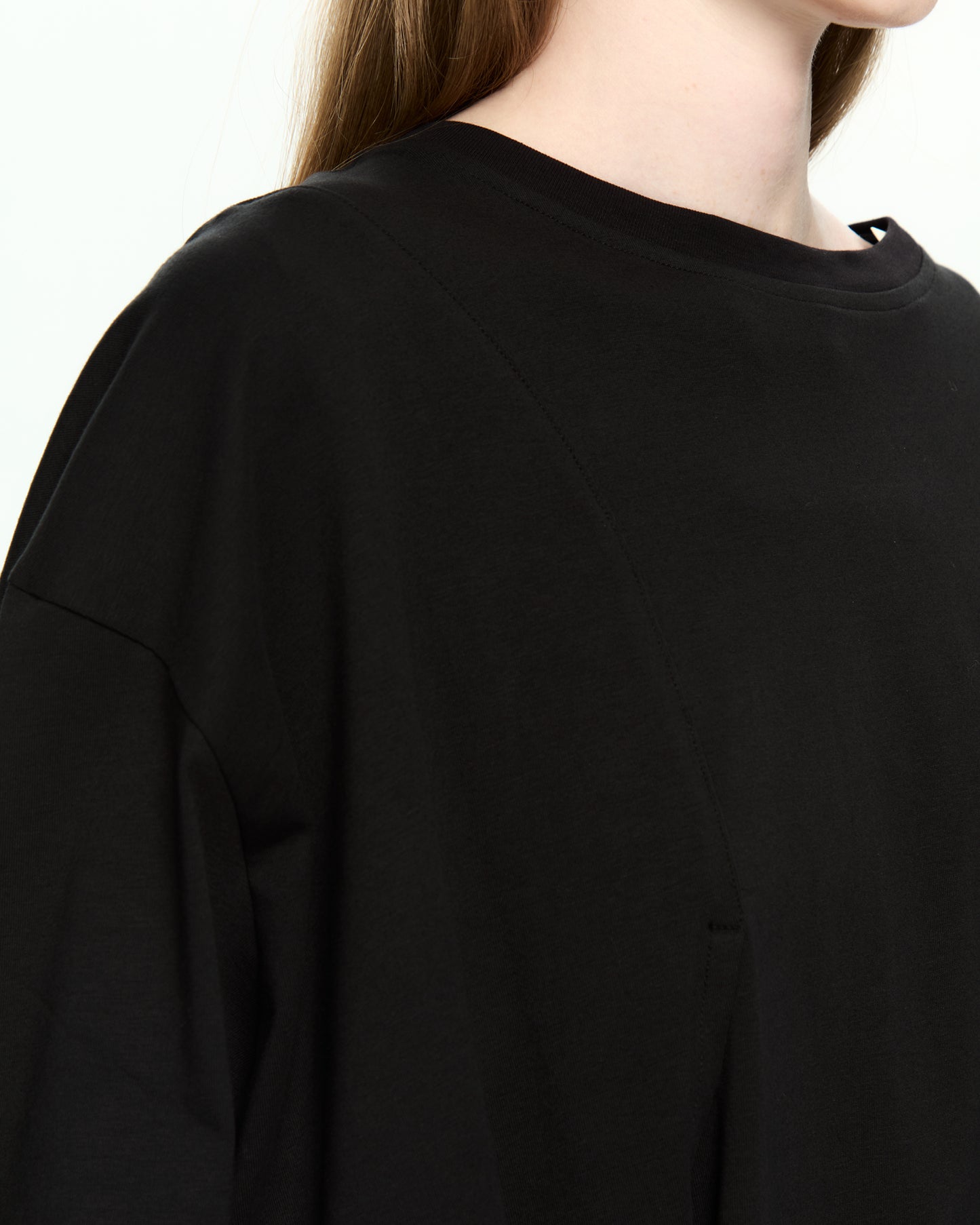 MLO Jersey asimmetrico con maniche corte NERO