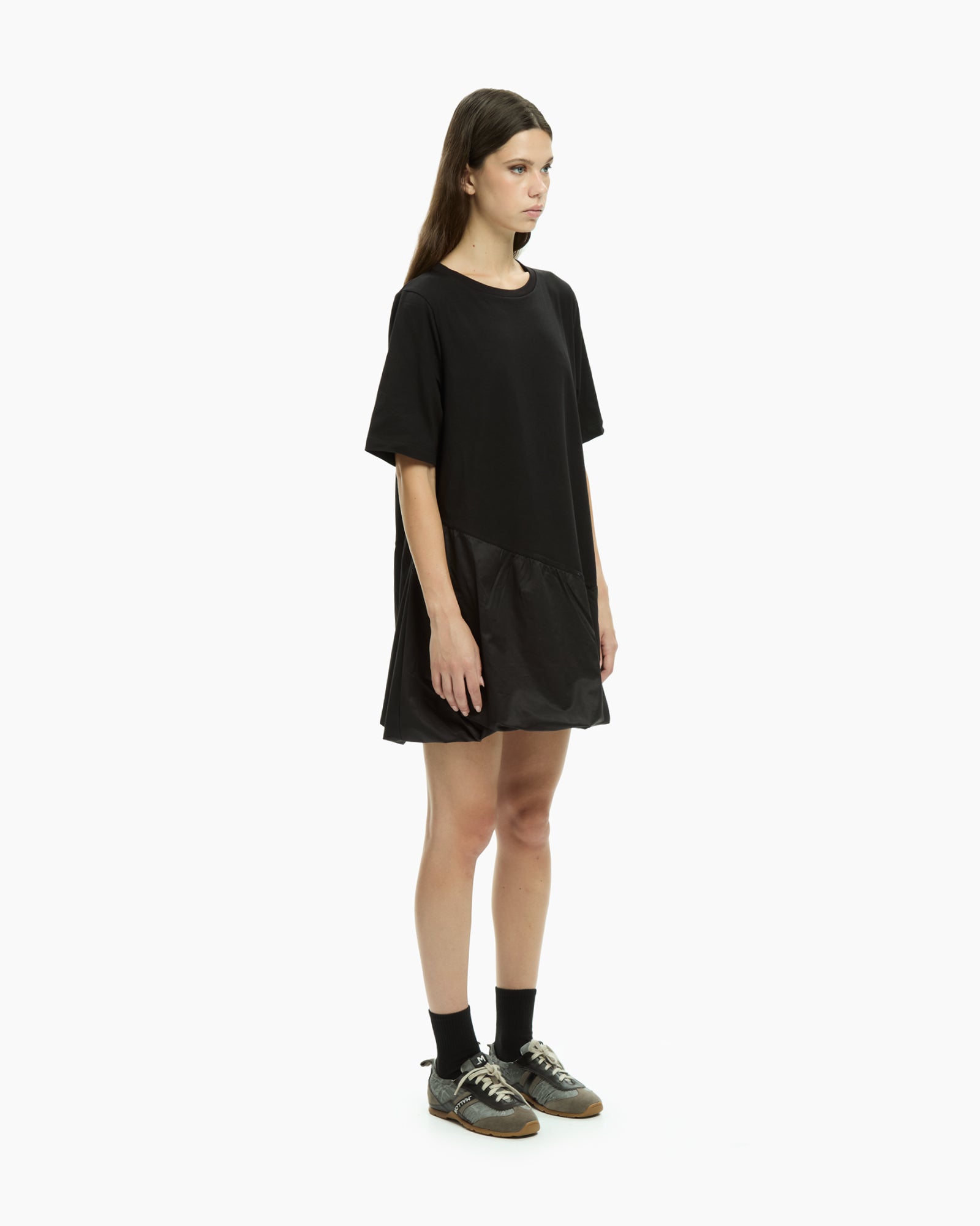 MLO Abito corto con pannello drappeggiato NERO