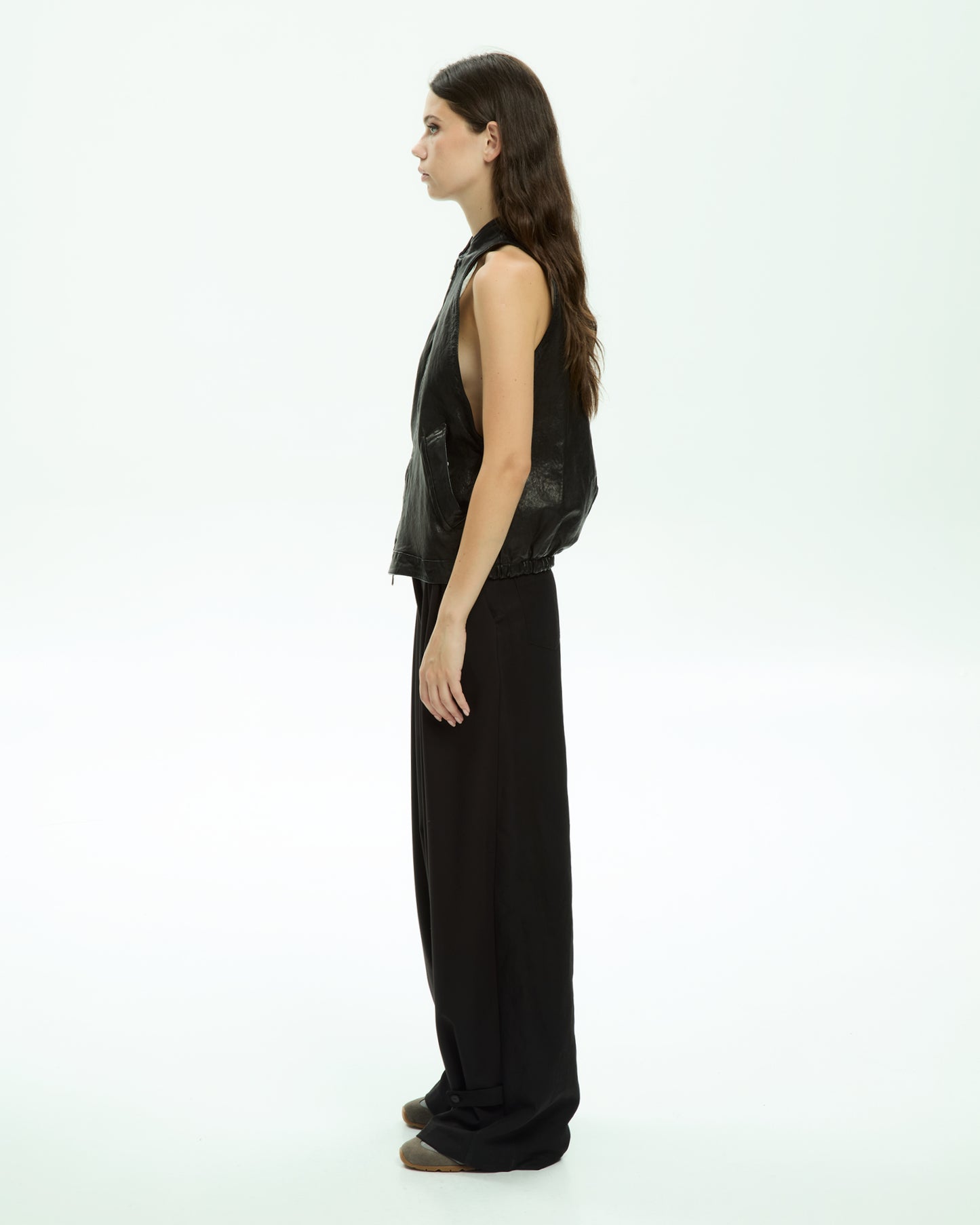 MLO Gilet smanicato con zip  NERO