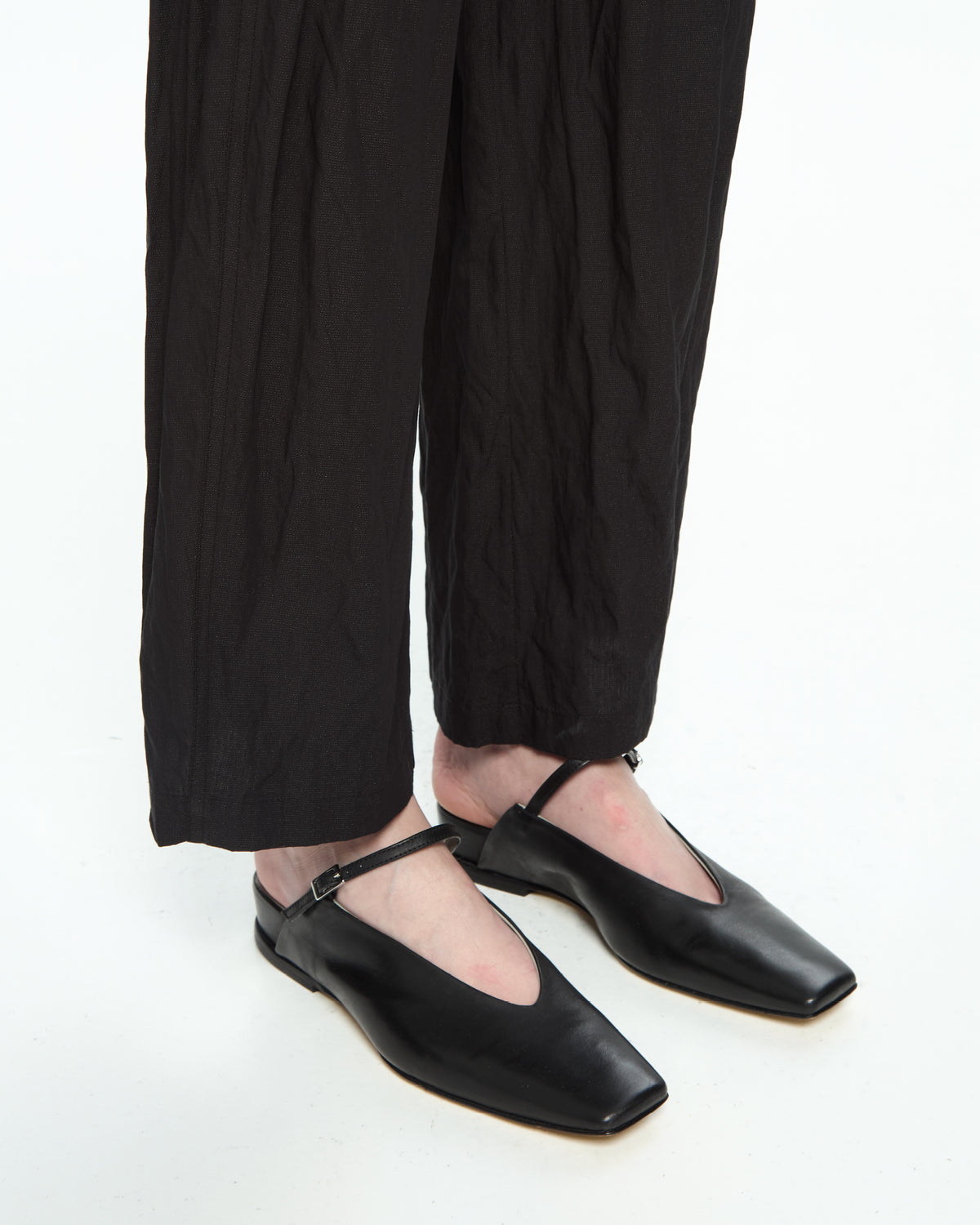 MLO Pantalone dal design essenziale NERO