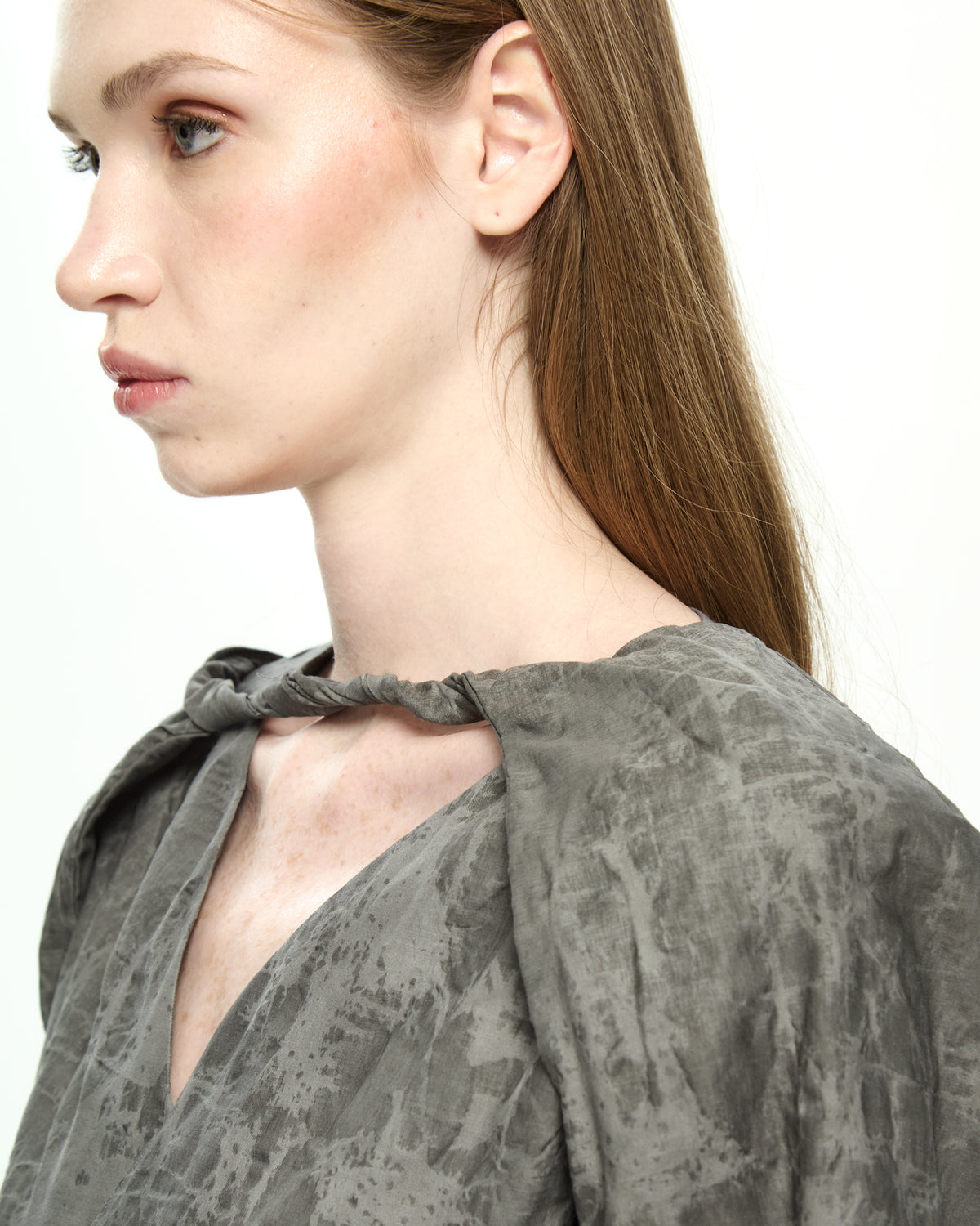 MLO Coprispalle con dettaglio drappeggiato GRIGIO