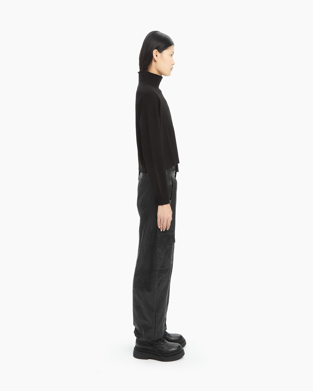MLO Maglia con collo strutturato NERO