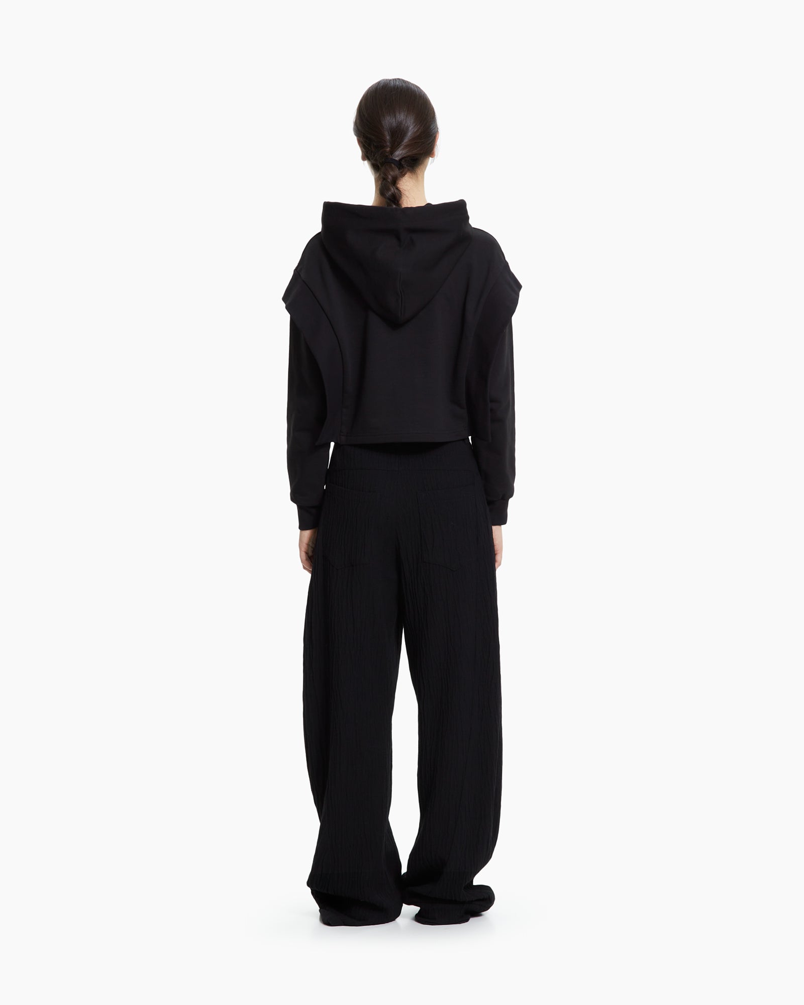 MLO Felpa cropped con cappuccio NERO