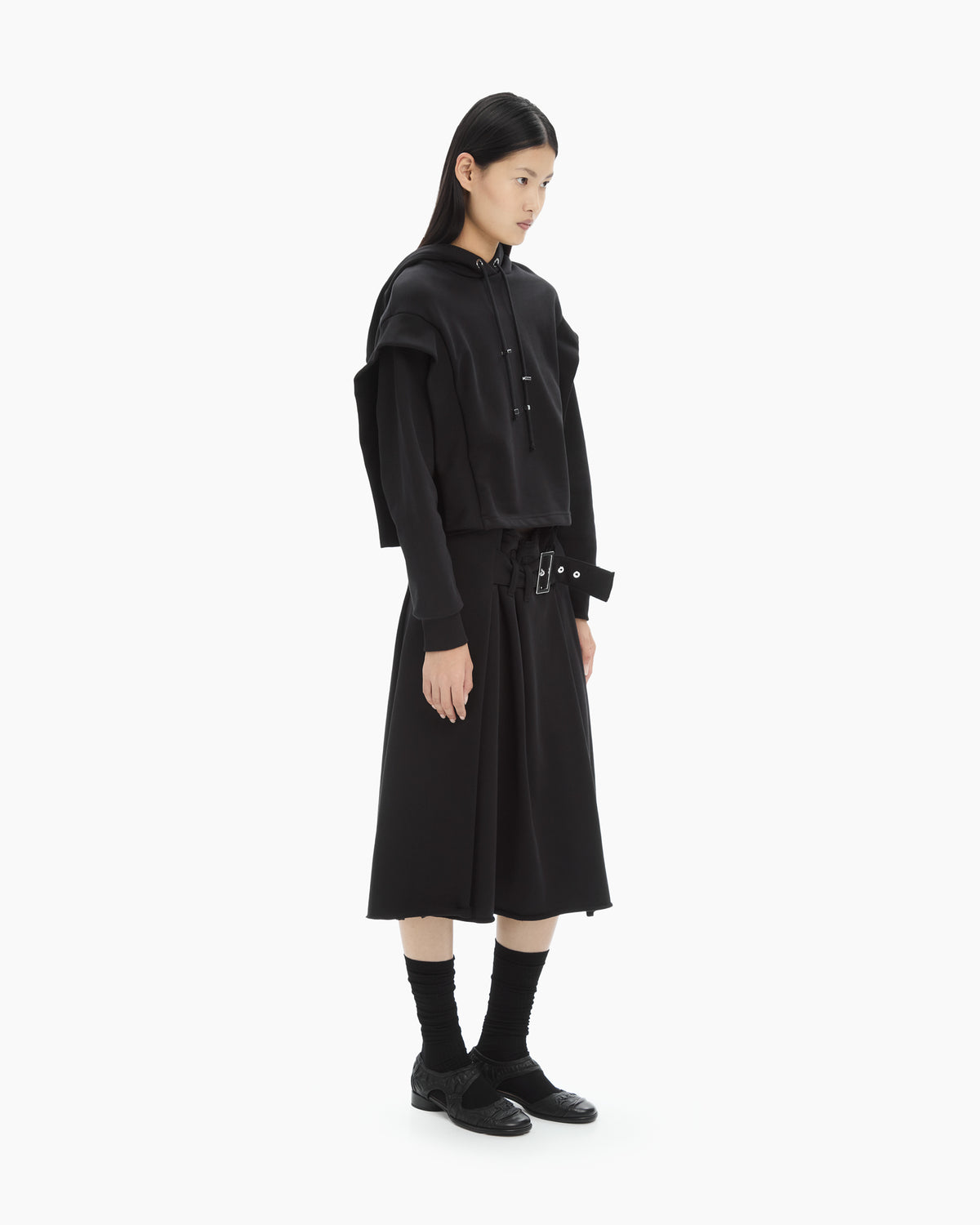 MLO Felpa cropped con cappuccio NERO