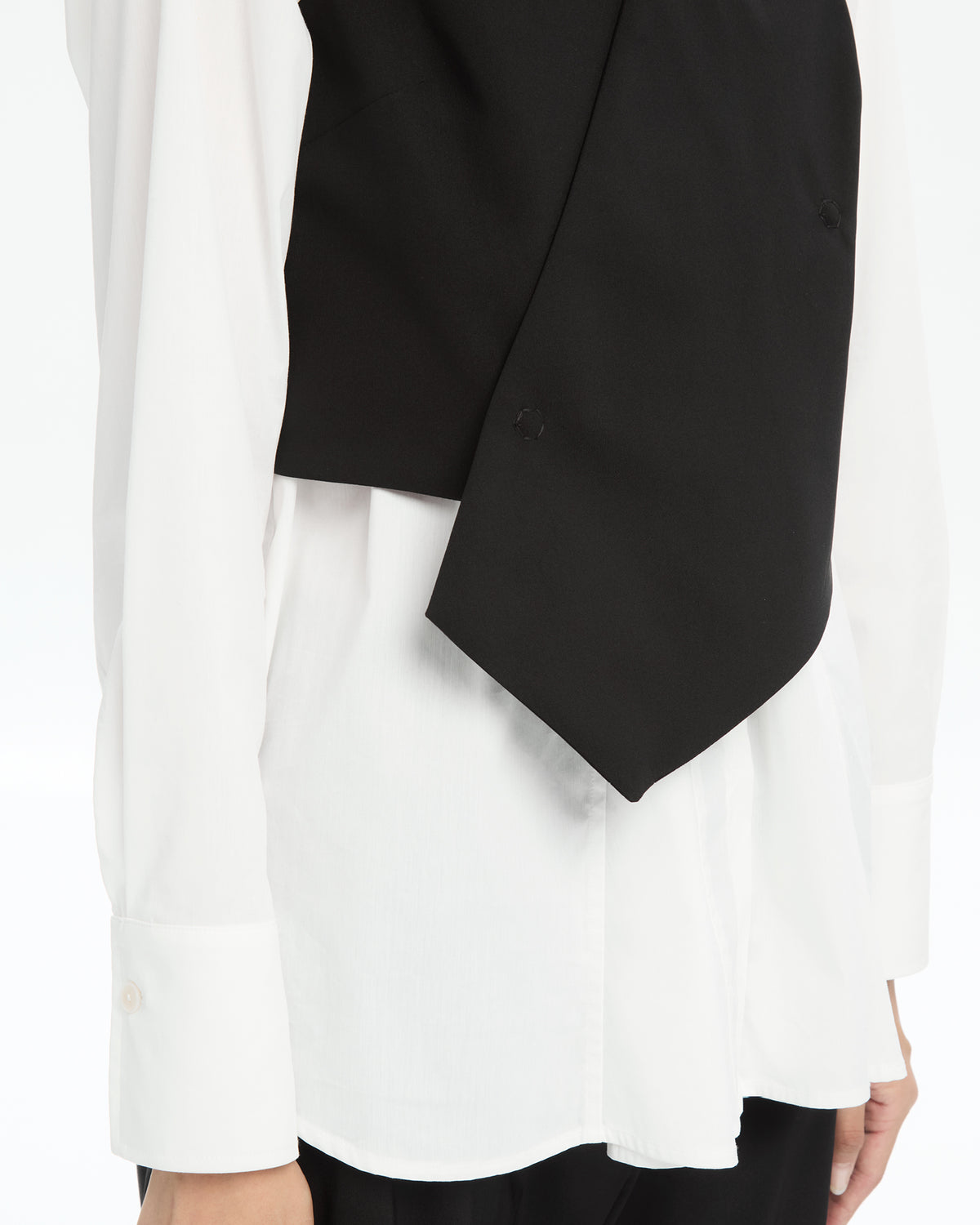 MLO Gilet crossover asimmetrico NERO