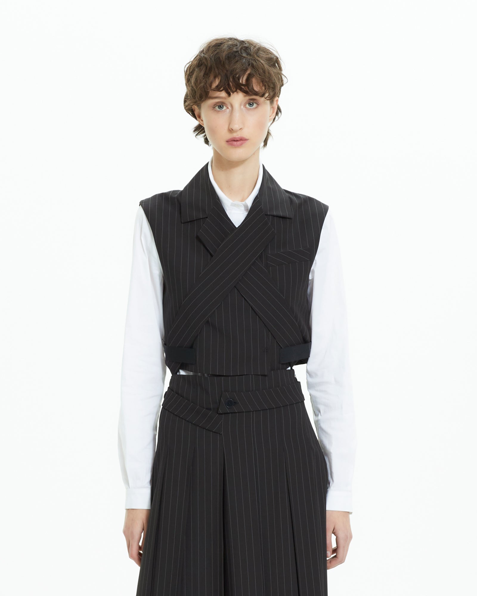 MLO Gilet gessato incrociato NERO