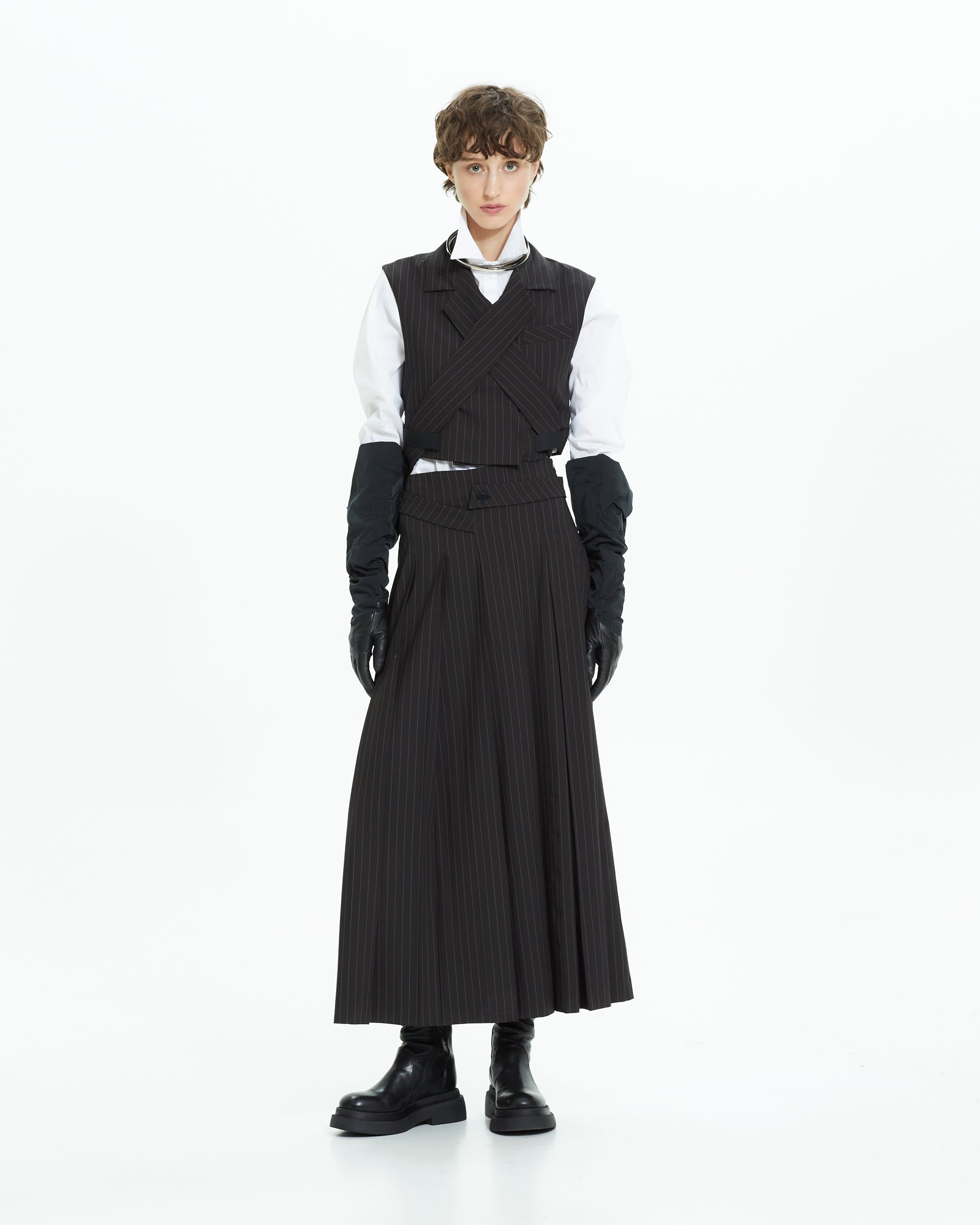 MLO Gilet gessato incrociato NERO
