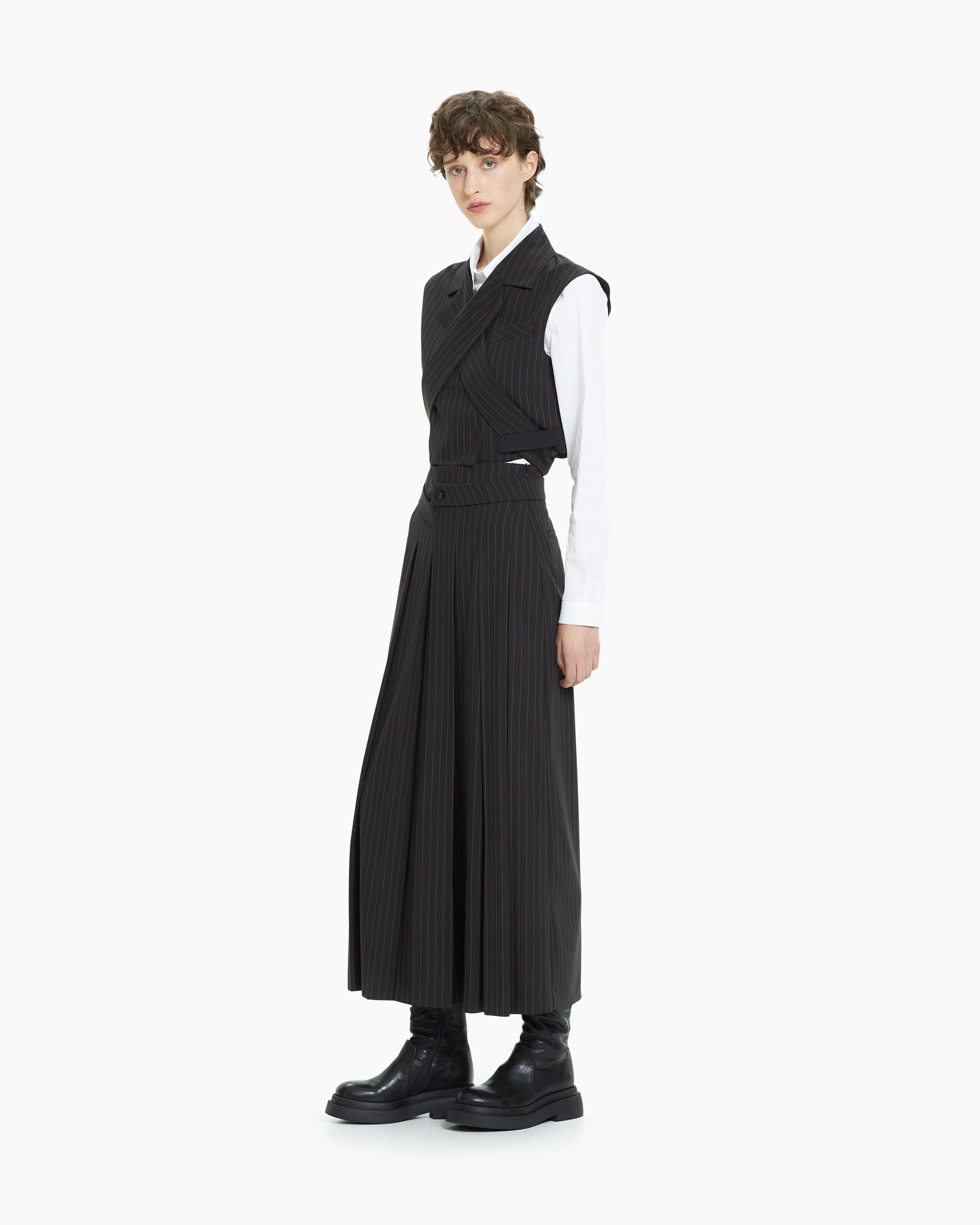 MLO Gilet gessato incrociato NERO