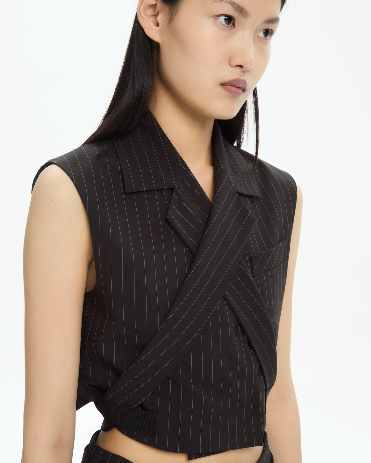 MLO Gilet gessato incrociato NERO