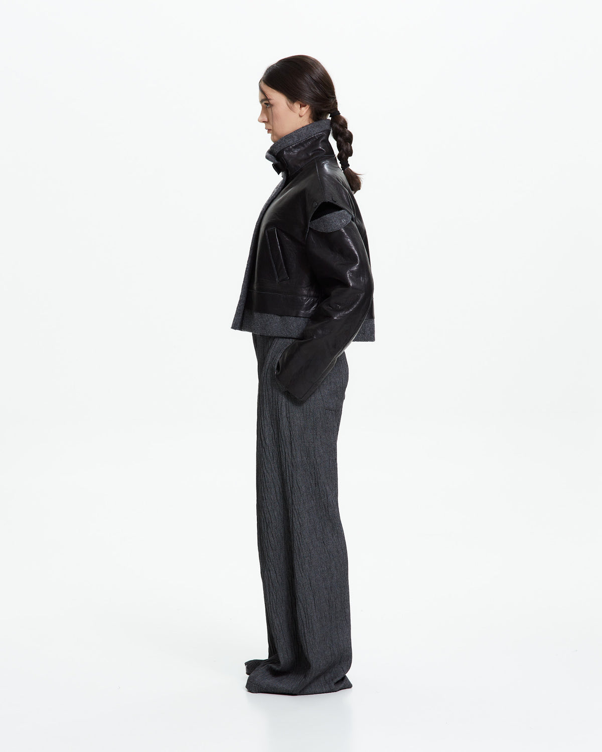 MLO Giacca cropped con collo tecnico NERO