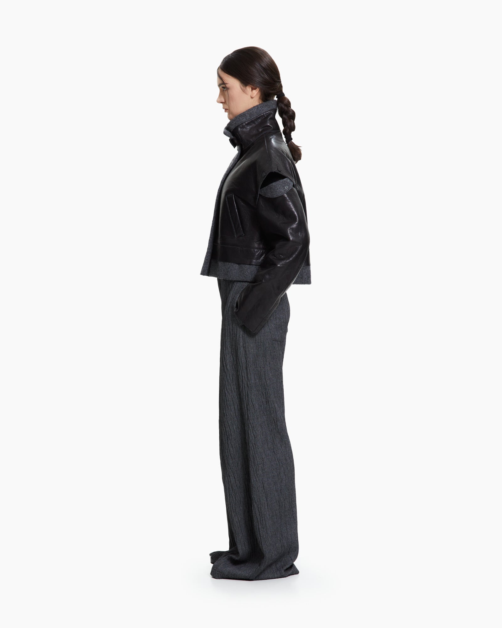 MLO Giacca cropped con collo tecnico NERO