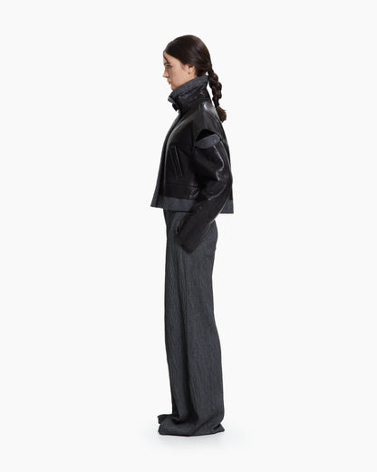 MLO Giacca cropped con collo tecnico NERO