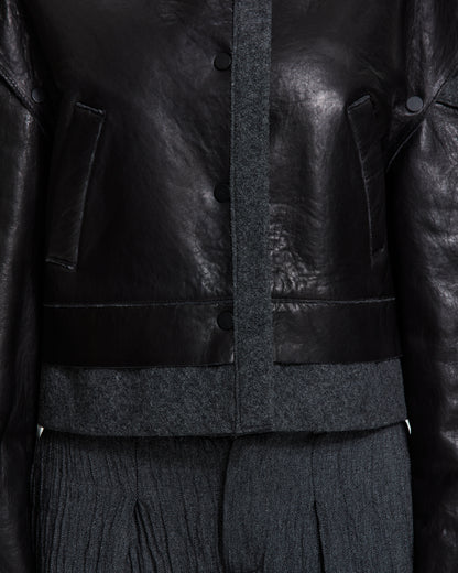 MLO Giacca cropped con collo tecnico NERO