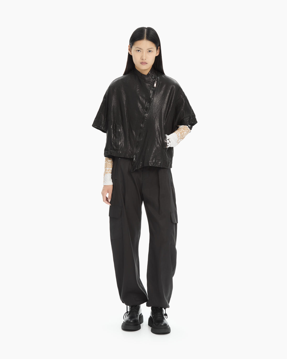 MLO Cappa cropped in pelle  NERO