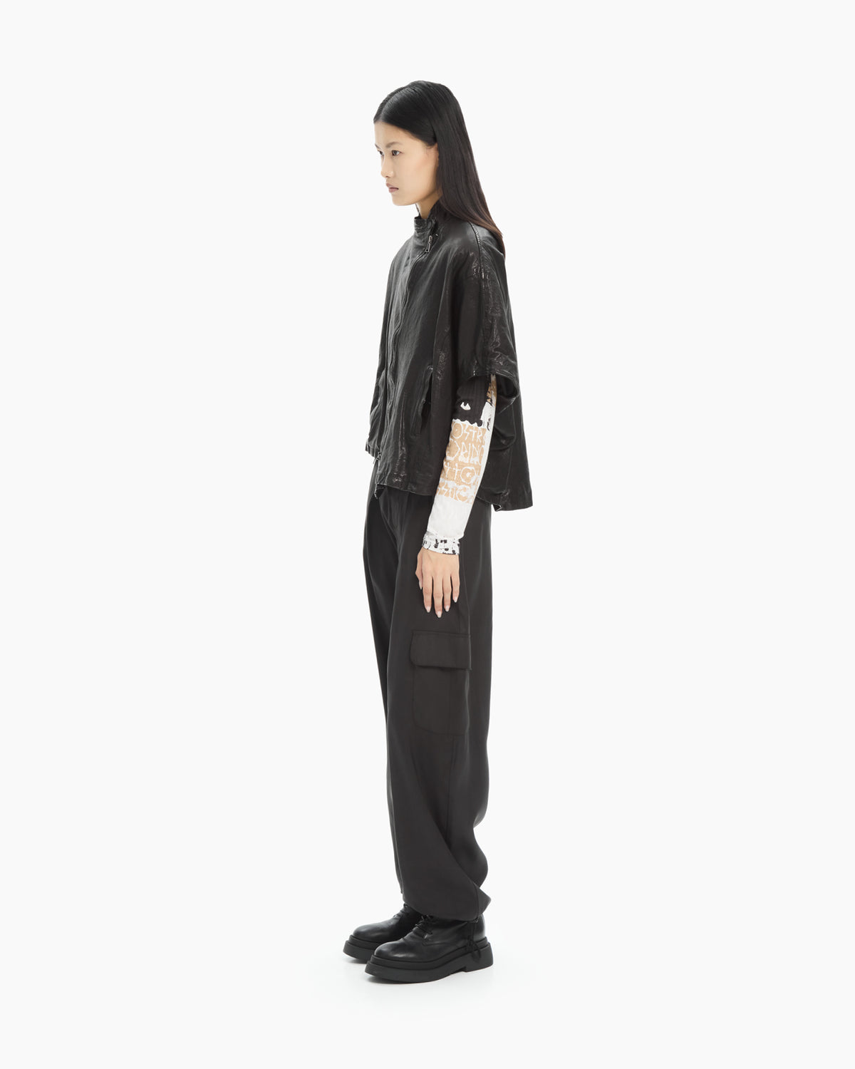 MLO Cappa cropped in pelle  NERO
