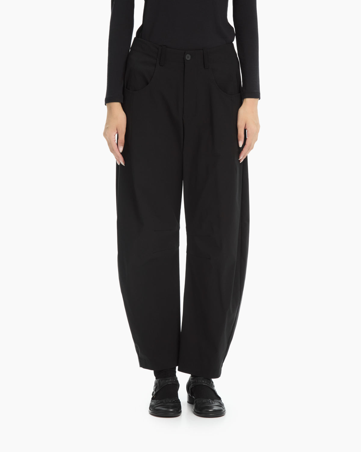 MLO Pantaloni ampi con tasche sagomate NERO