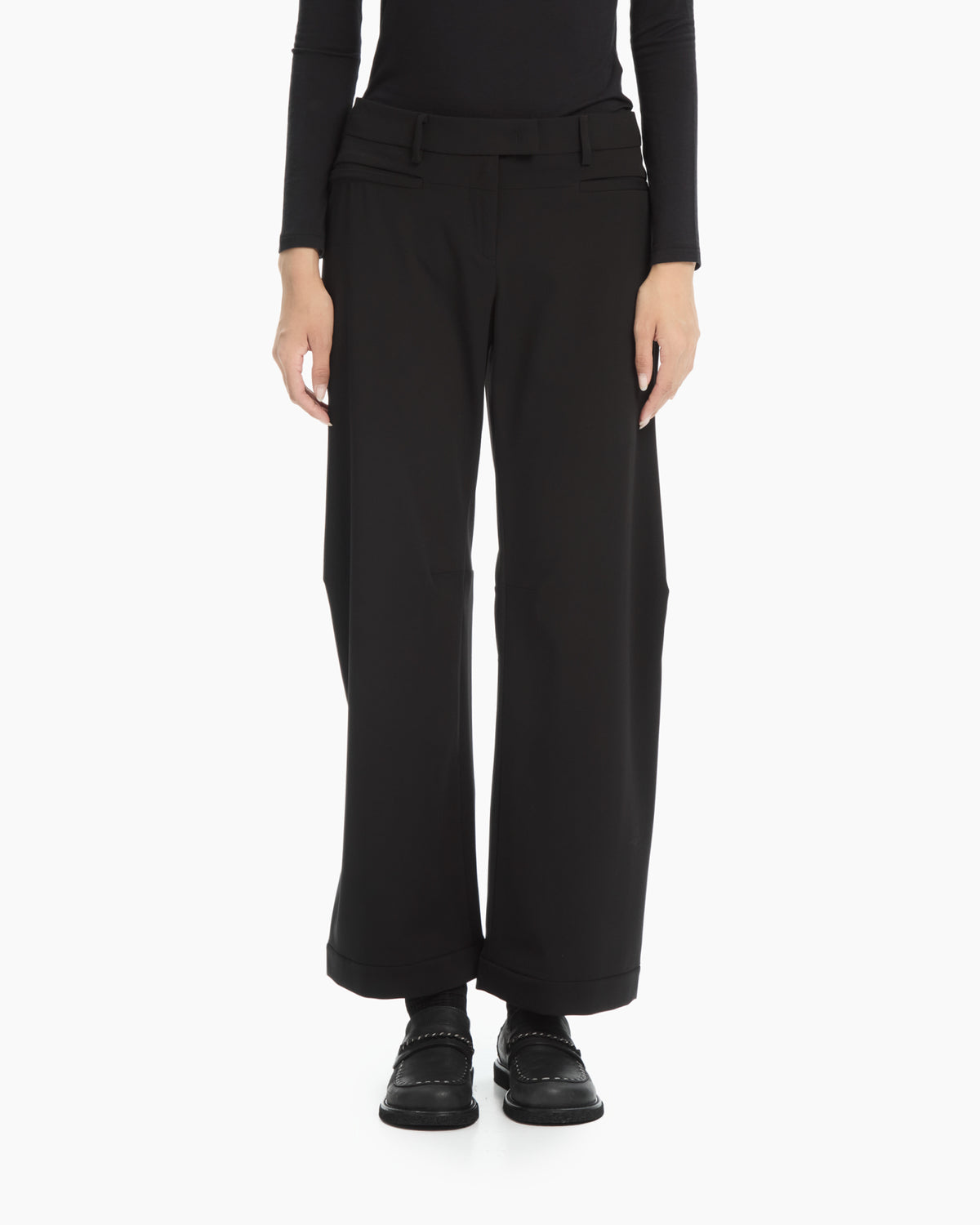 MLO Pantalone sartoriale con risvolto NERO