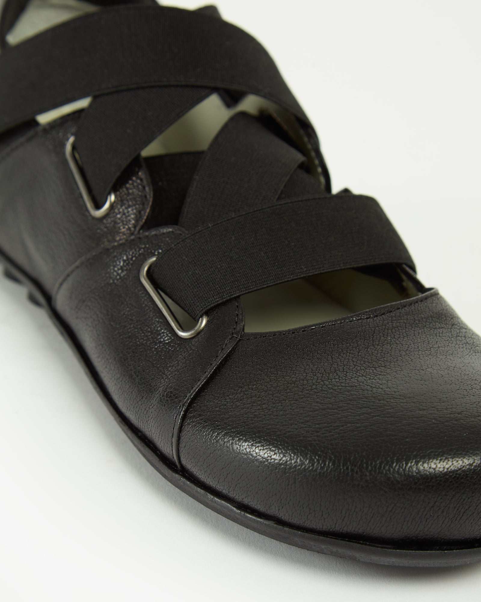 MLO Scarpa con fasce incrociate NERO