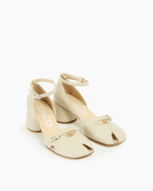 MLO Scarpa in pelle con cinturino BEIGE