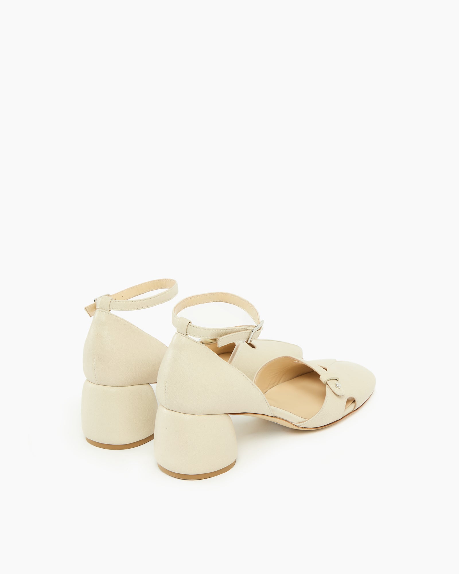 MLO Scarpa in pelle con cinturino BEIGE