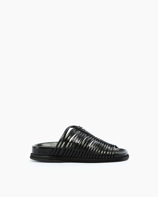 MLO Sandalo con fasce sottili intrecciate NERO