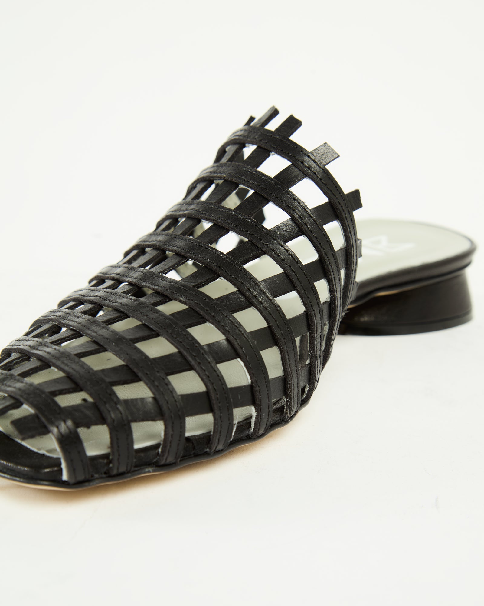 MLO Sandalo mules intrecciato NERO