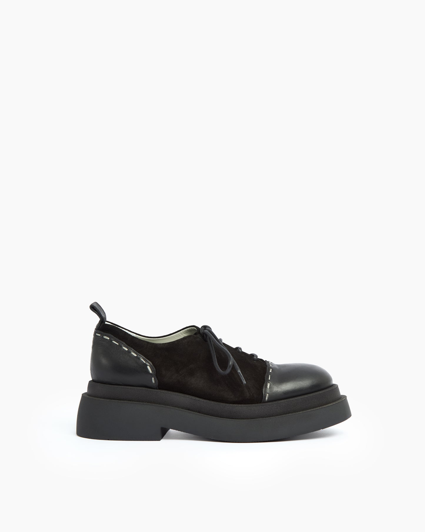 MLO Scarpa stringata NERO+NERO