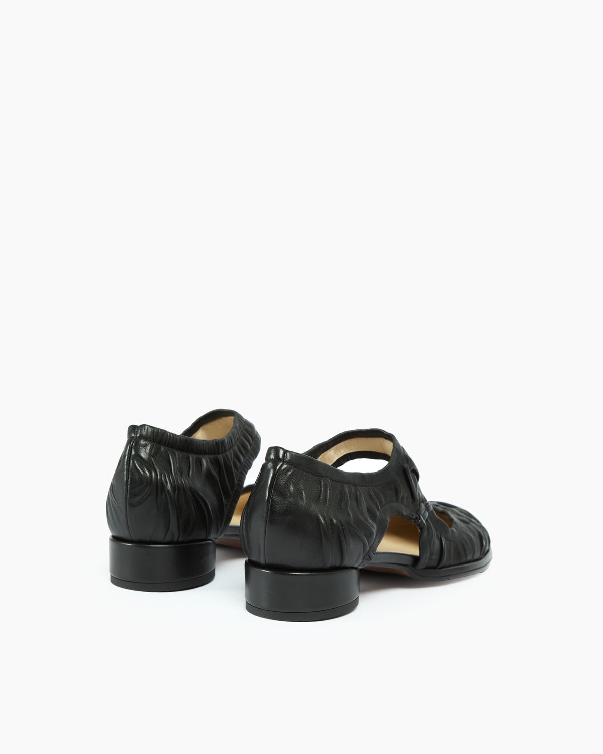 MLO Scarpa con aperture laterali NERO